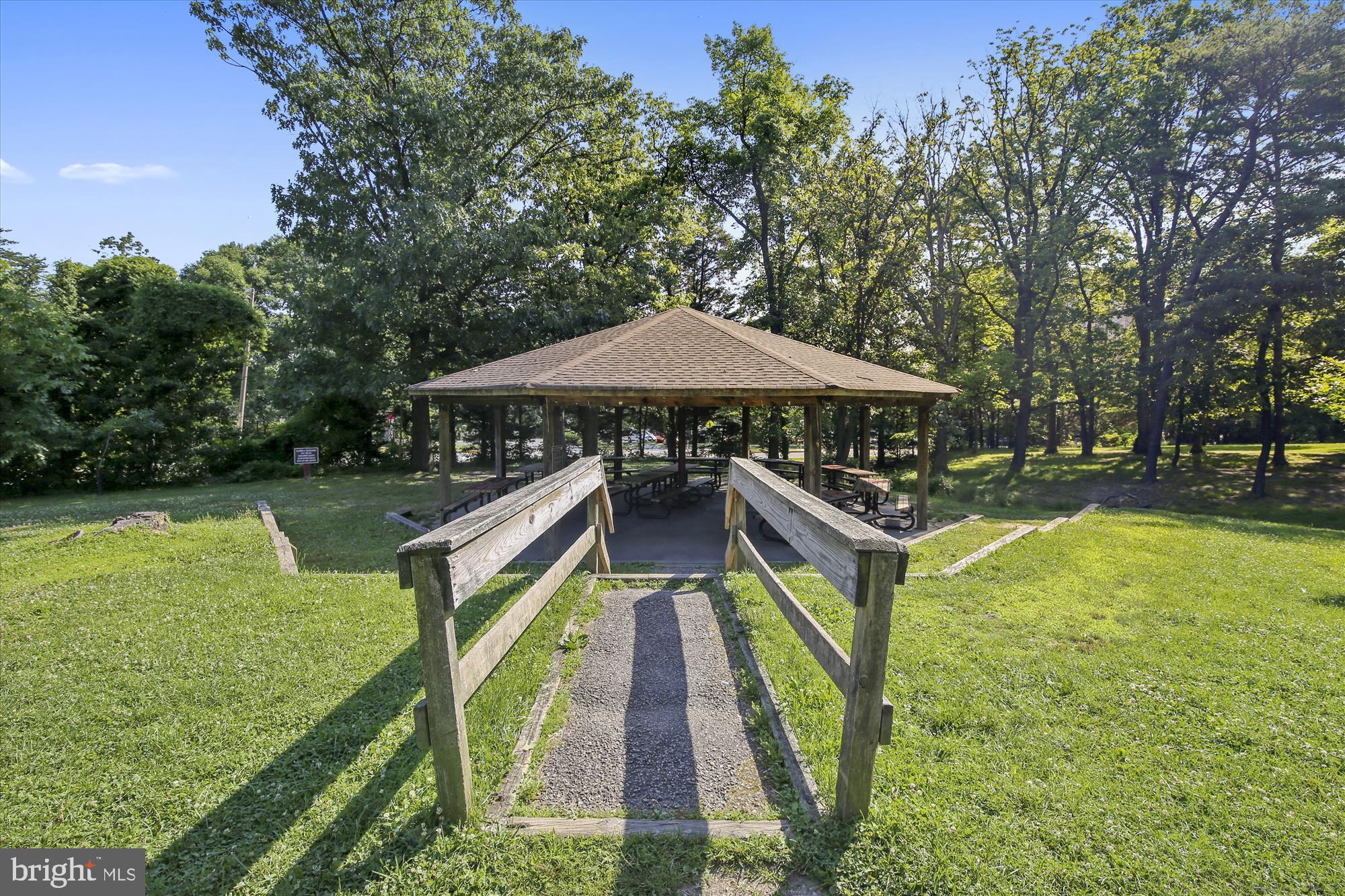 CLAREMONT - Residential