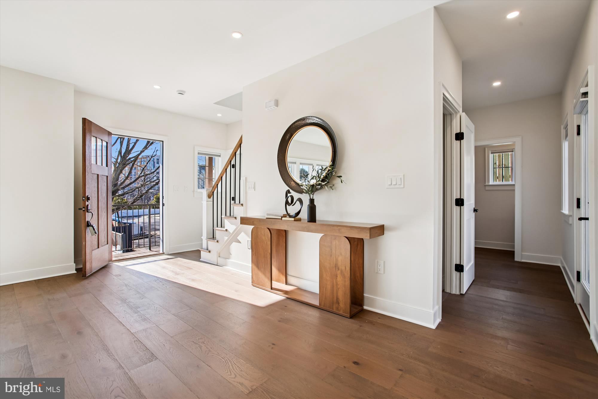 CLAREMONT - Residential