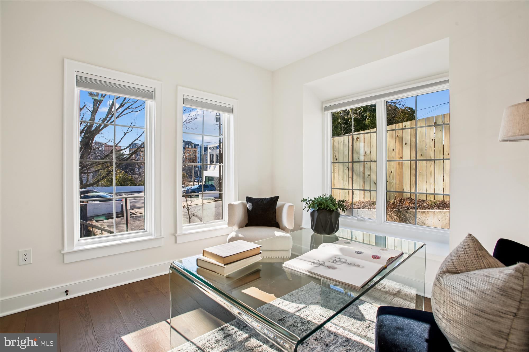 CLAREMONT - Residential