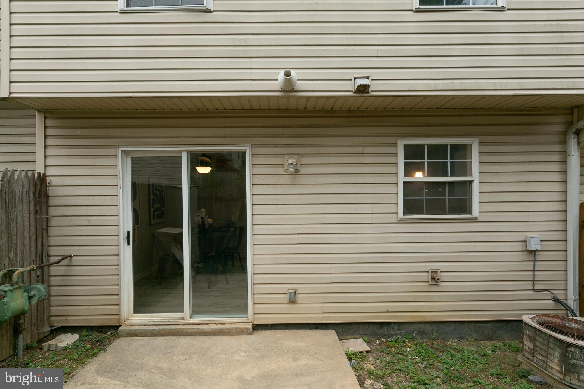 GEORGETOWN SQUARE - Residential