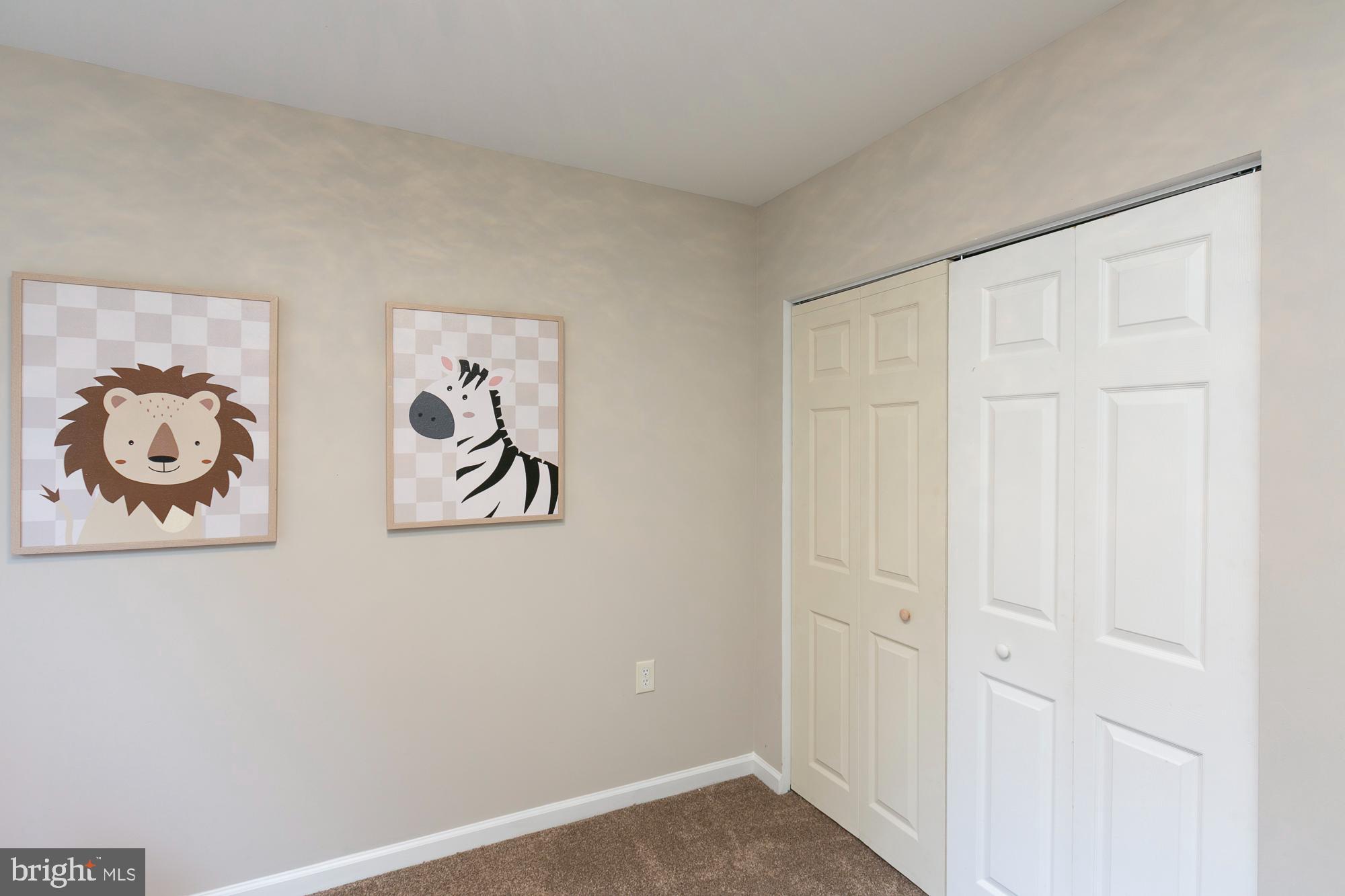 GEORGETOWN SQUARE - Residential