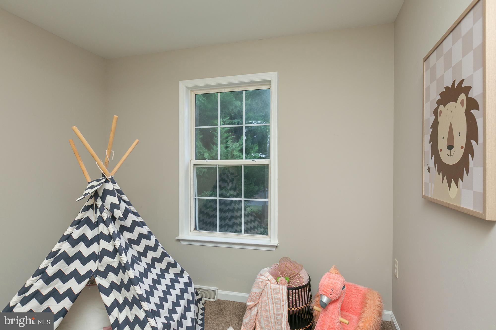 GEORGETOWN SQUARE - Residential