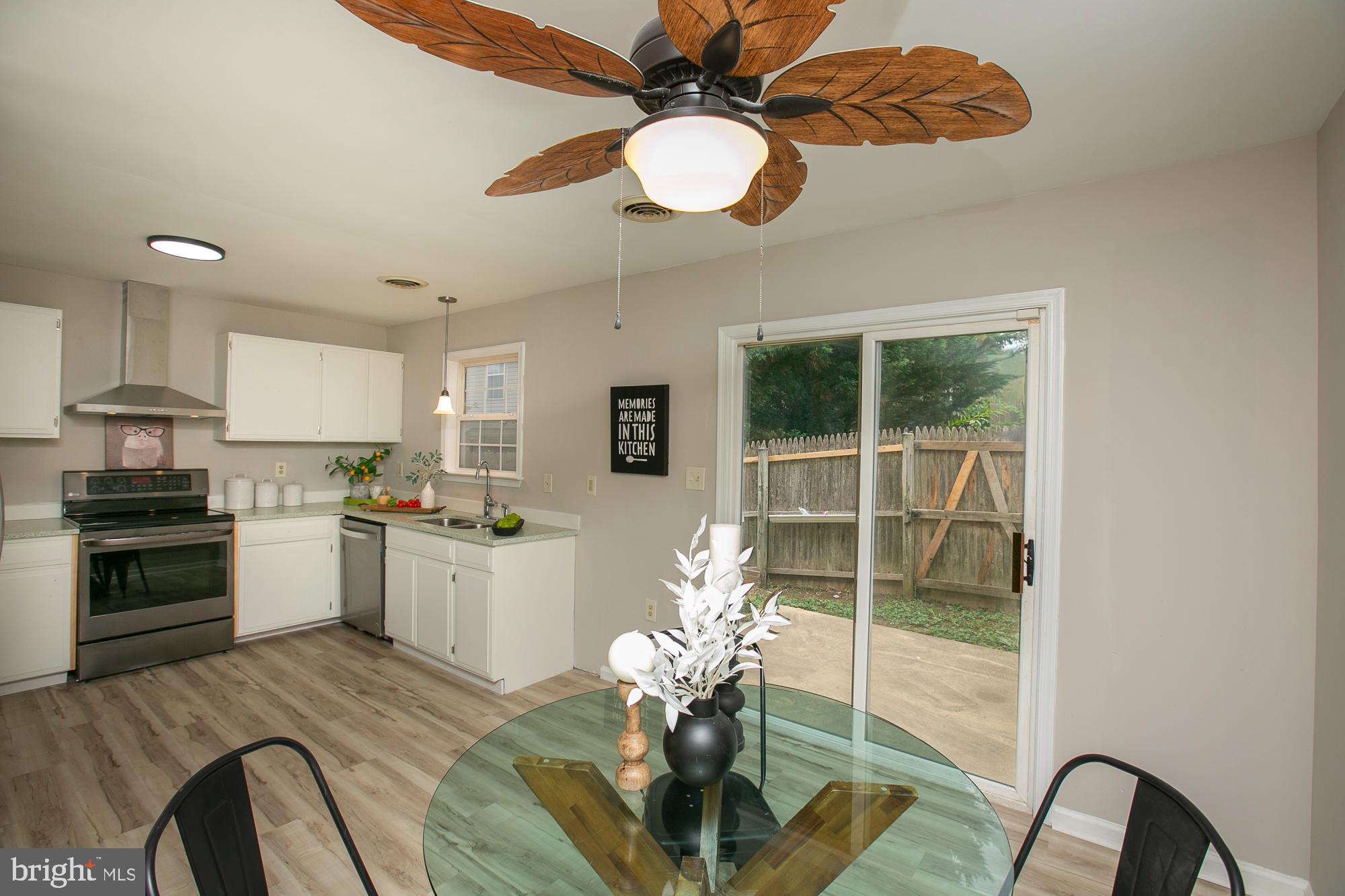 GEORGETOWN SQUARE - Residential