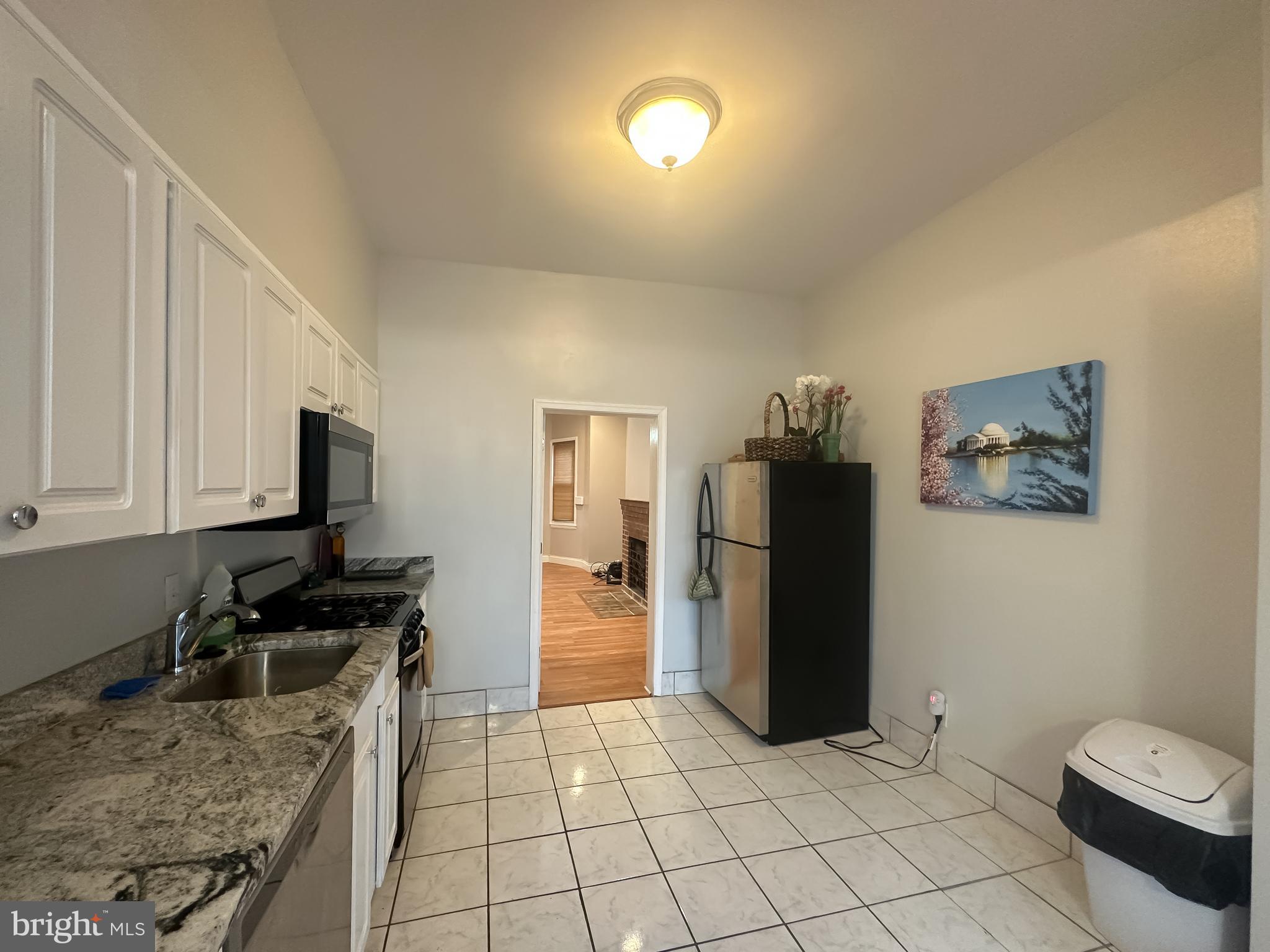 BOLTON HILL HISTORIC DISTRICT - Residential Lease