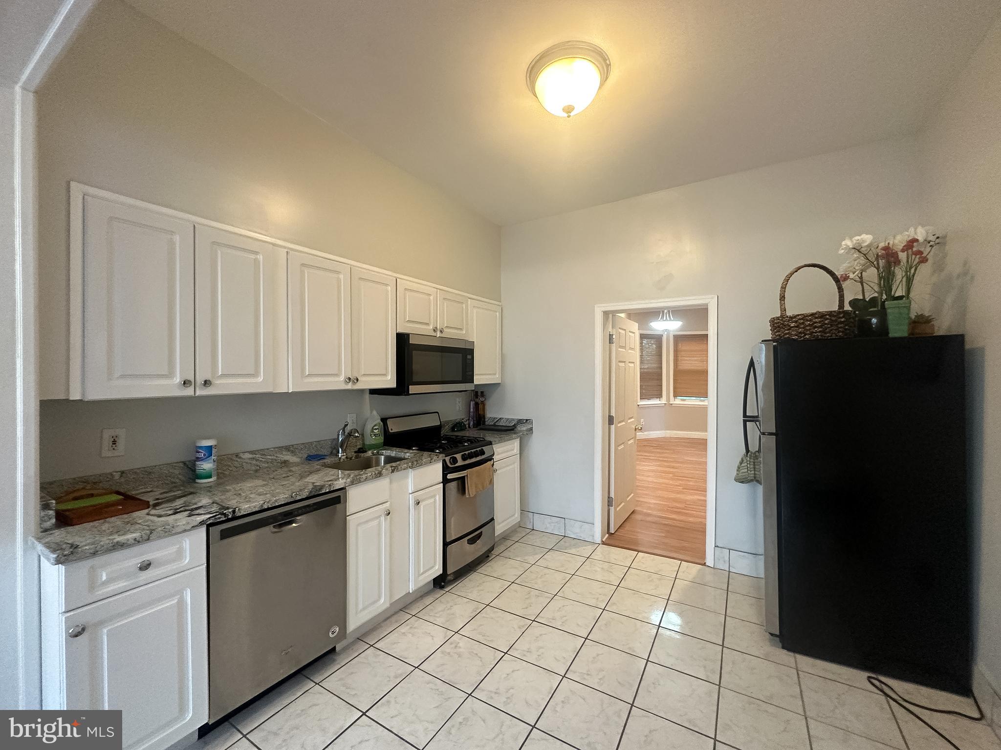 BOLTON HILL HISTORIC DISTRICT - Residential Lease