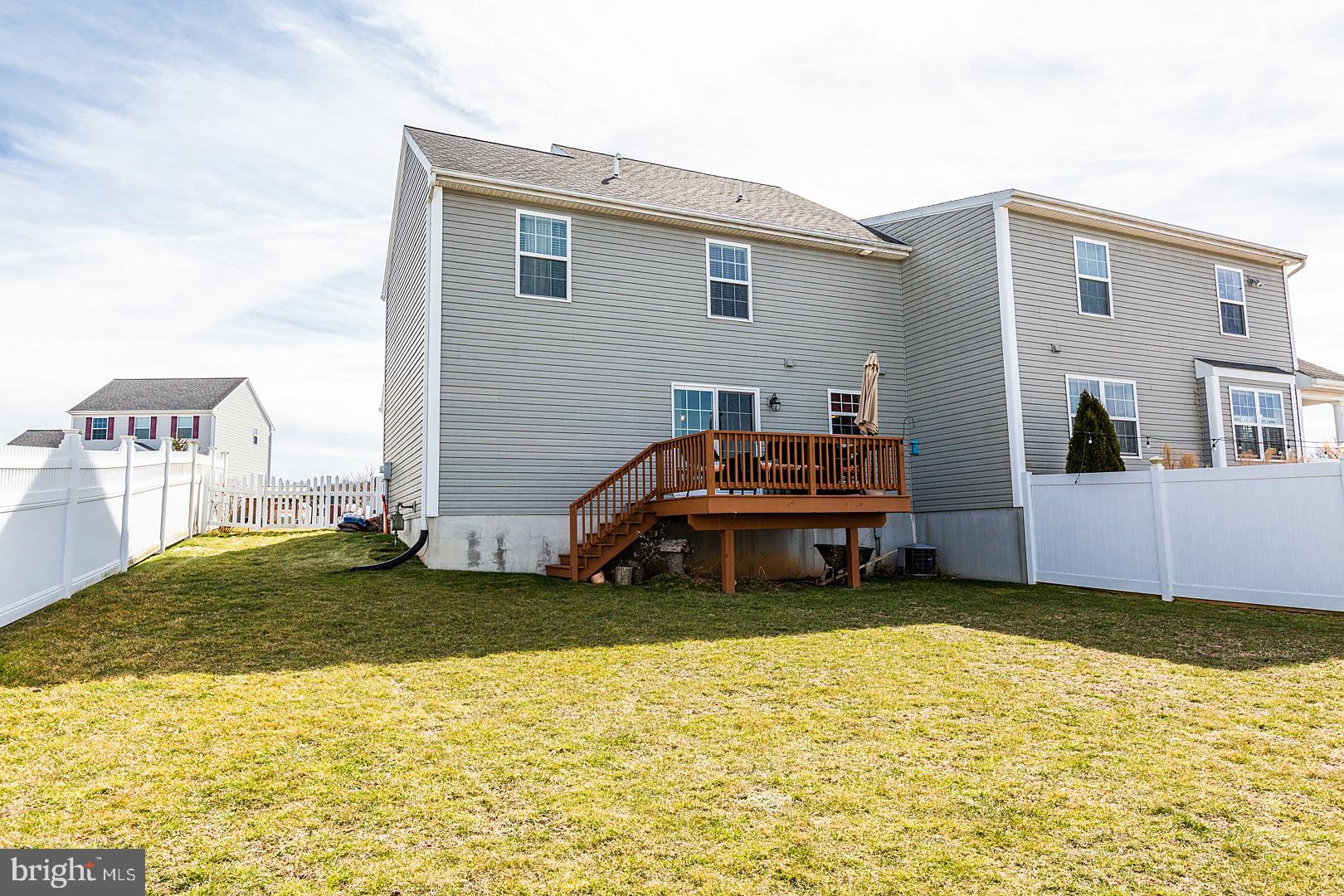 AUTUMN HILLS - Residential