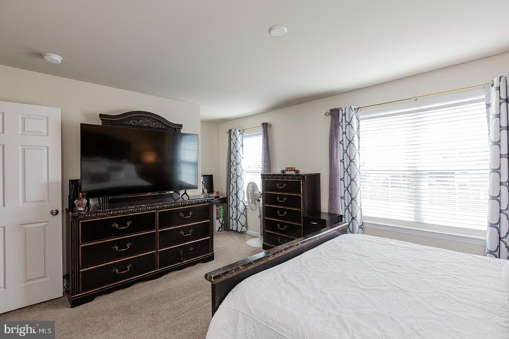 AUTUMN HILLS - Residential