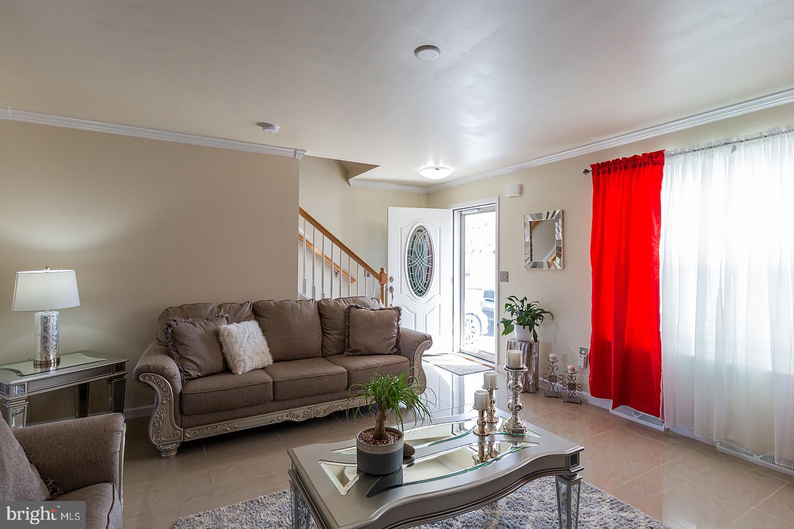 AUTUMN HILLS - Residential