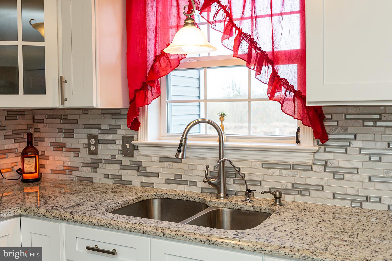 AUTUMN HILLS - Residential