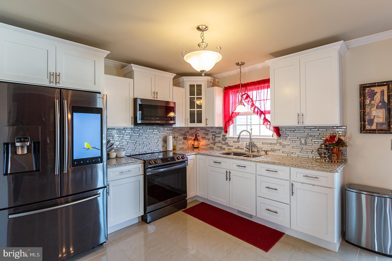 AUTUMN HILLS - Residential