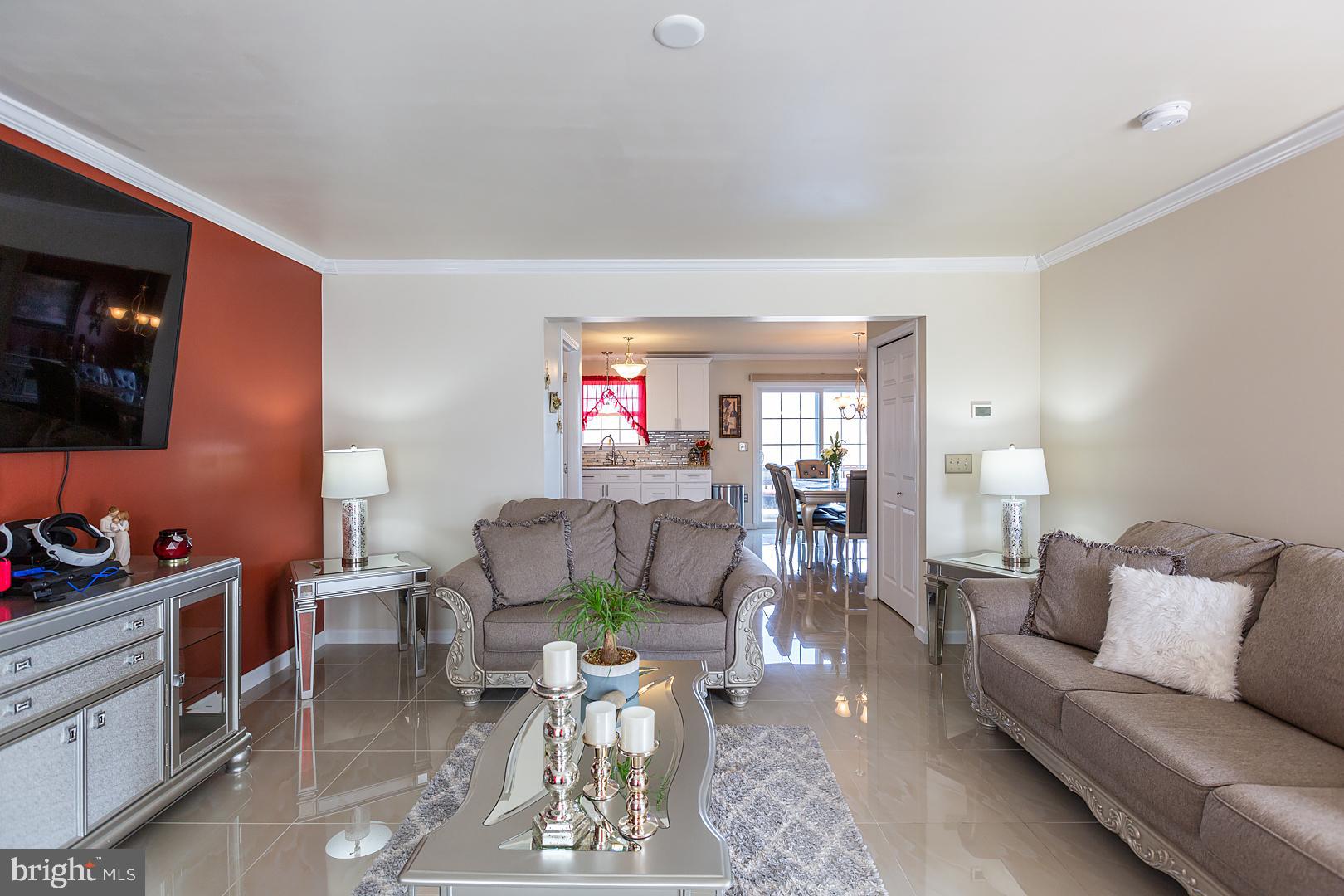 AUTUMN HILLS - Residential