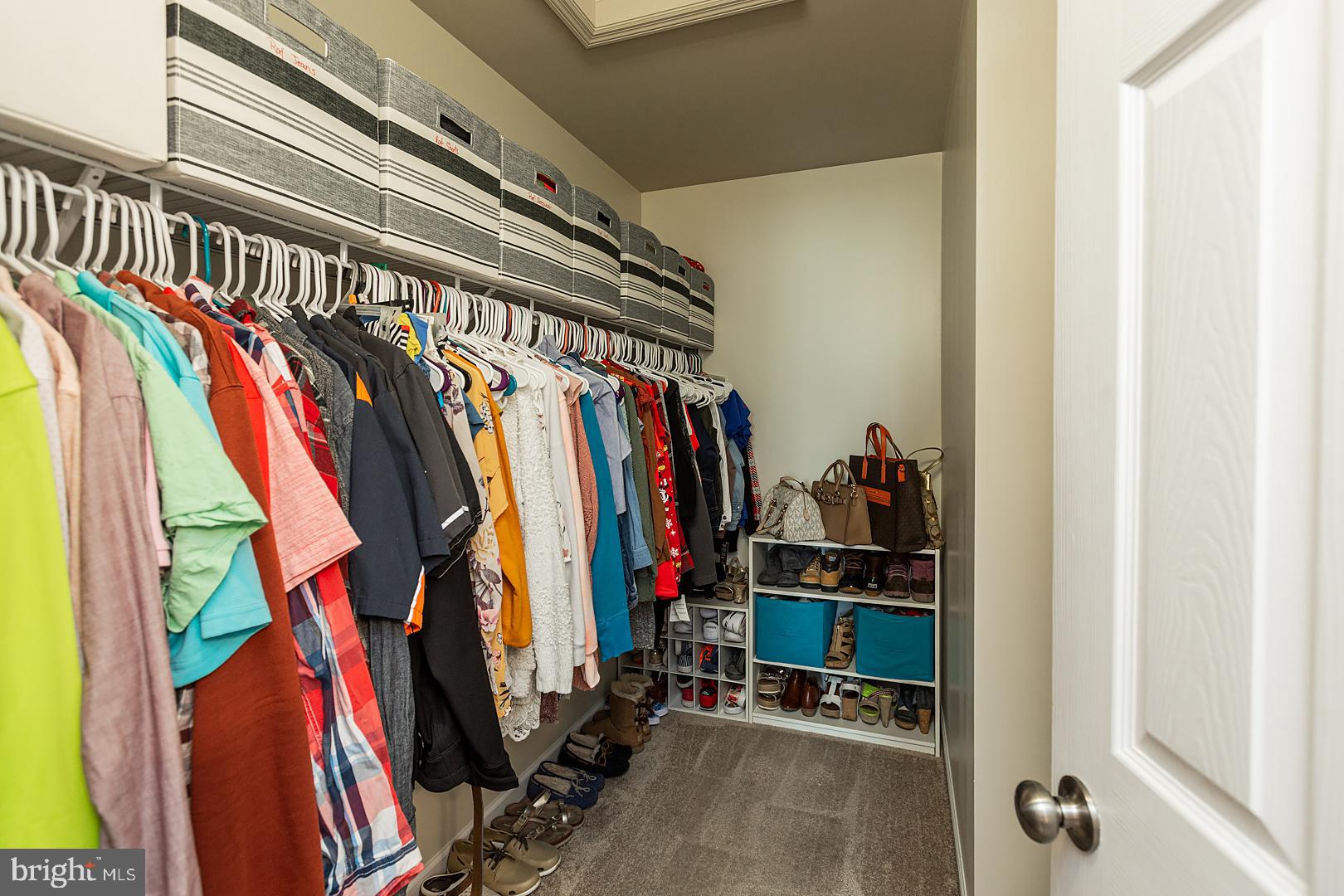 AUTUMN HILLS - Residential