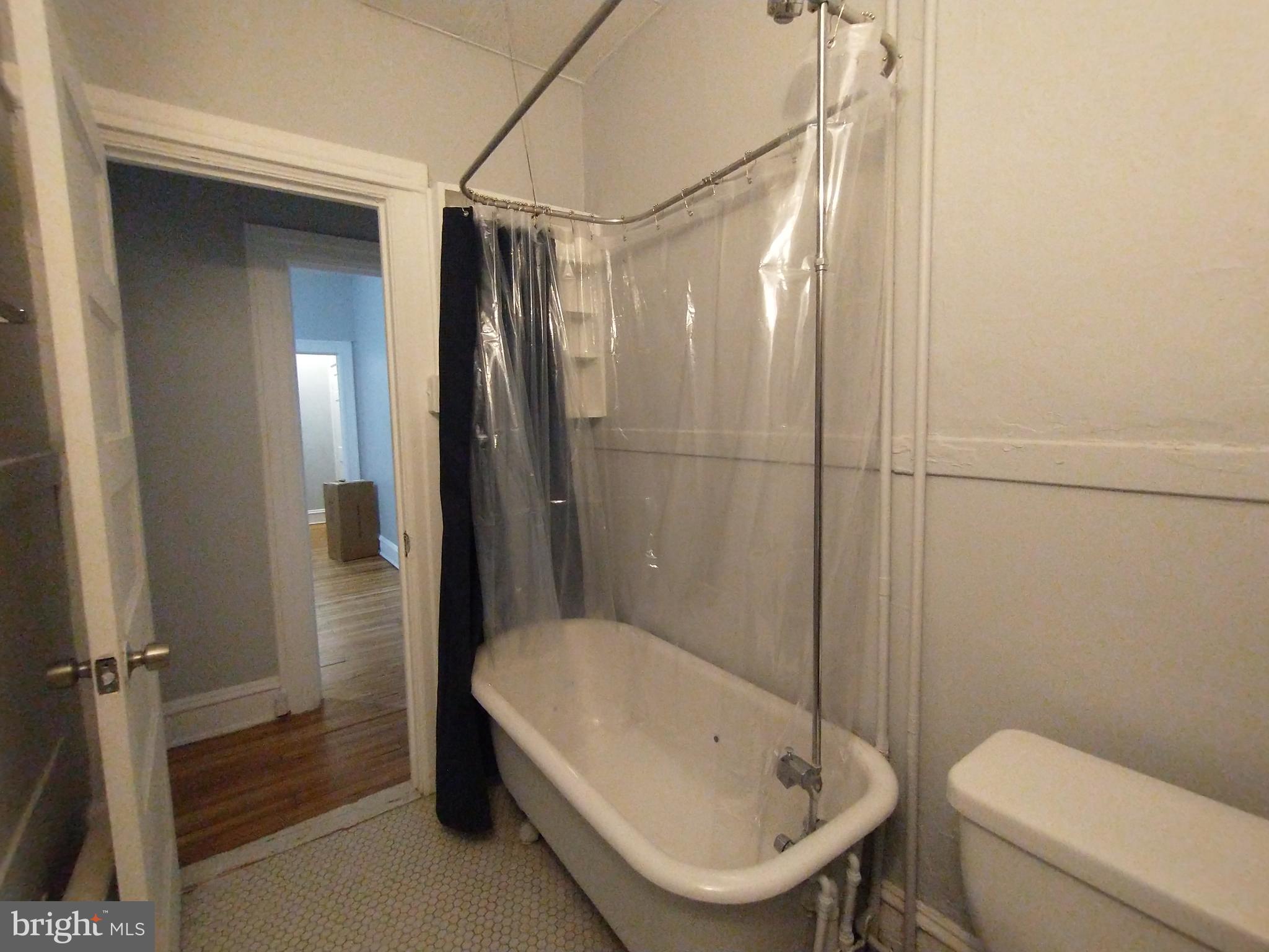 BOLTON HILL HISTORIC DISTRICT - Residential Lease