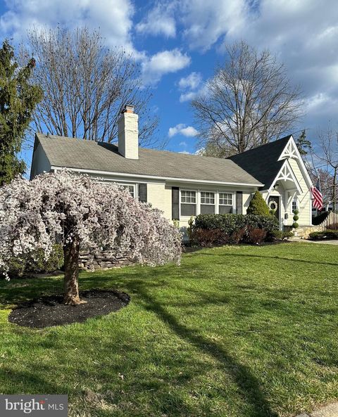 Photo of 8800 Lowell Place, Bethesda, MD 20817 (MLS # MDMC2125324)