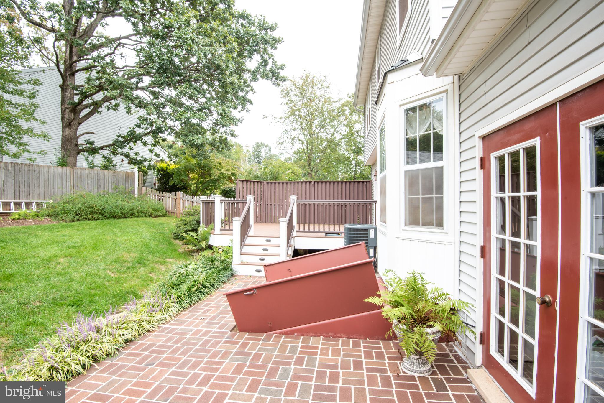 CLOVERHILL - Residential