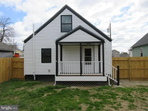 320 Minquadale Boulevard, New Castle, DE MLS: DENC2080288