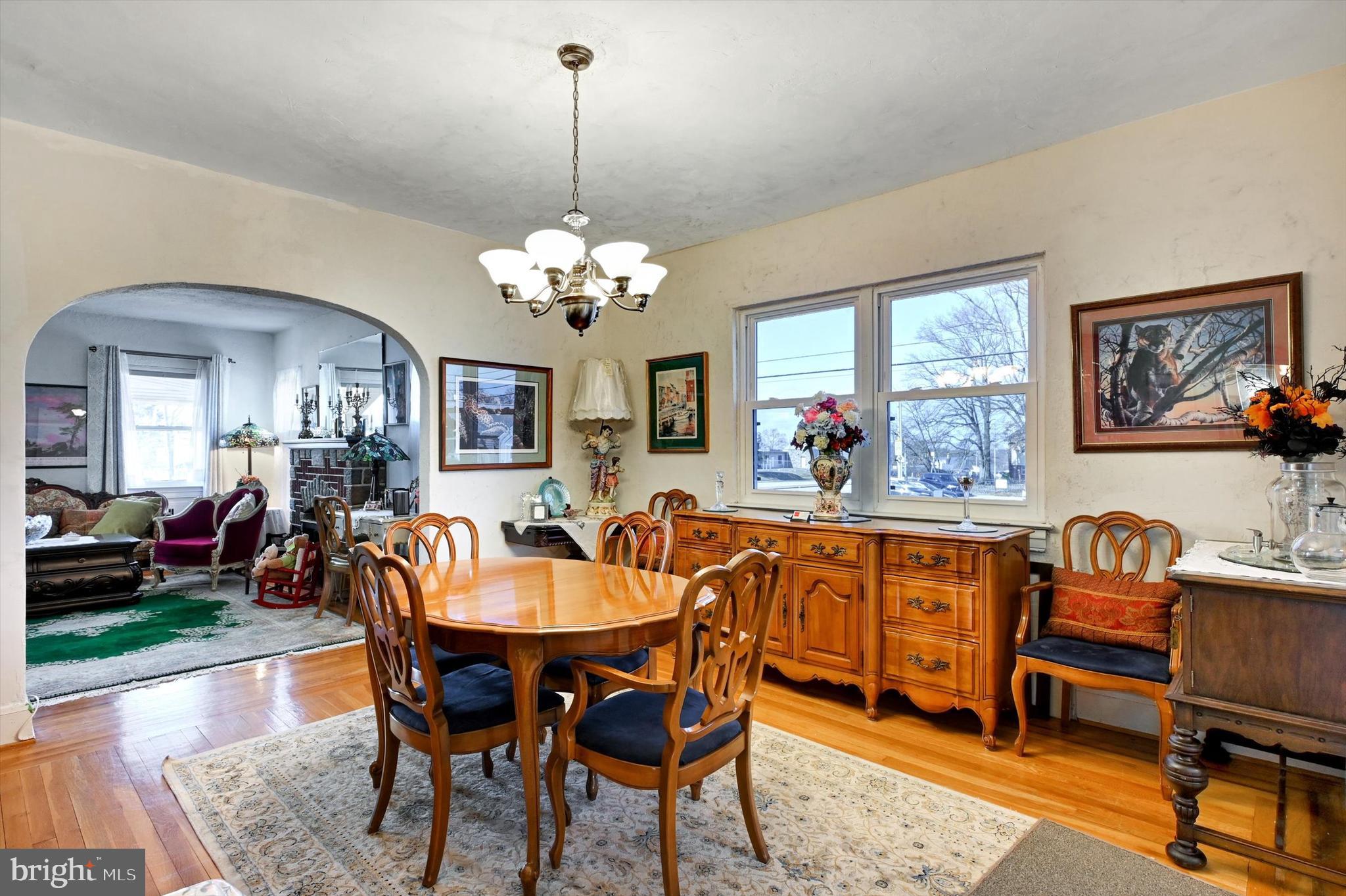 HAMILTON HILLS - Residential