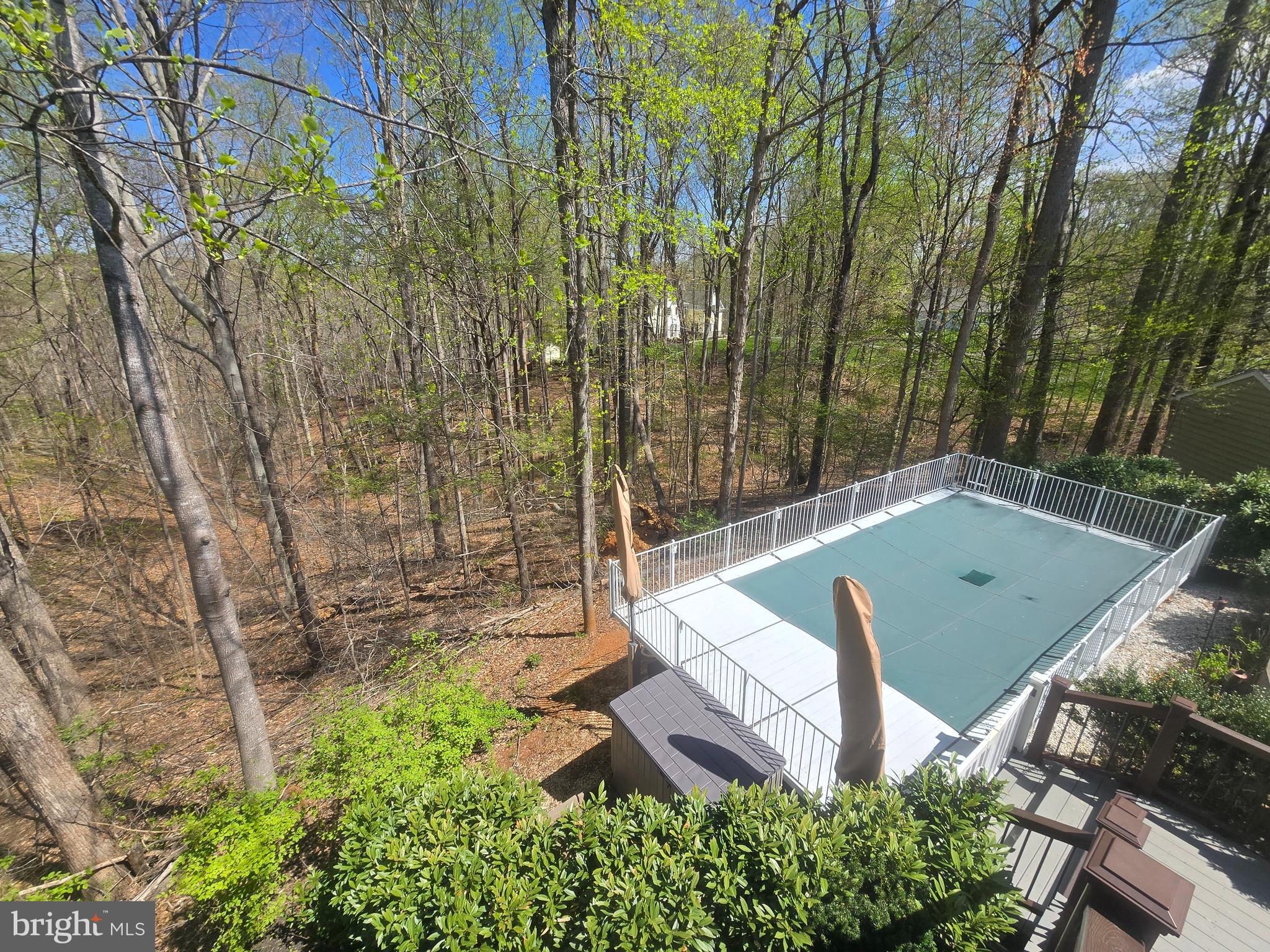 SMITH LAKE ESTATES - Residential