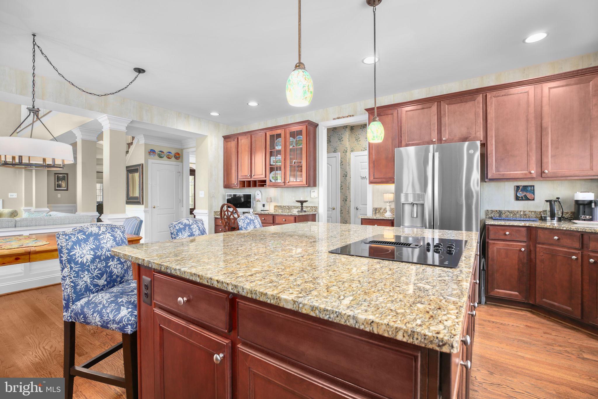 SMITH LAKE ESTATES - Residential