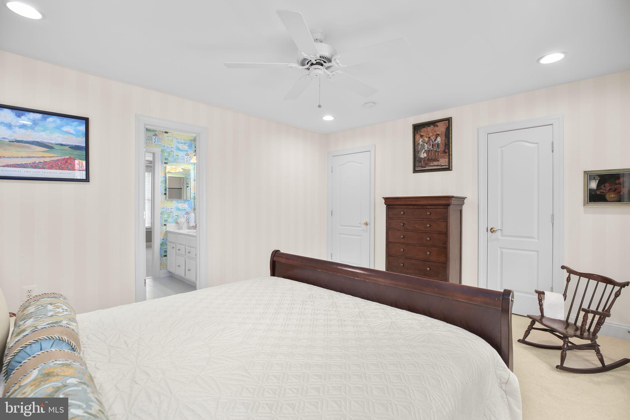 SMITH LAKE ESTATES - Residential