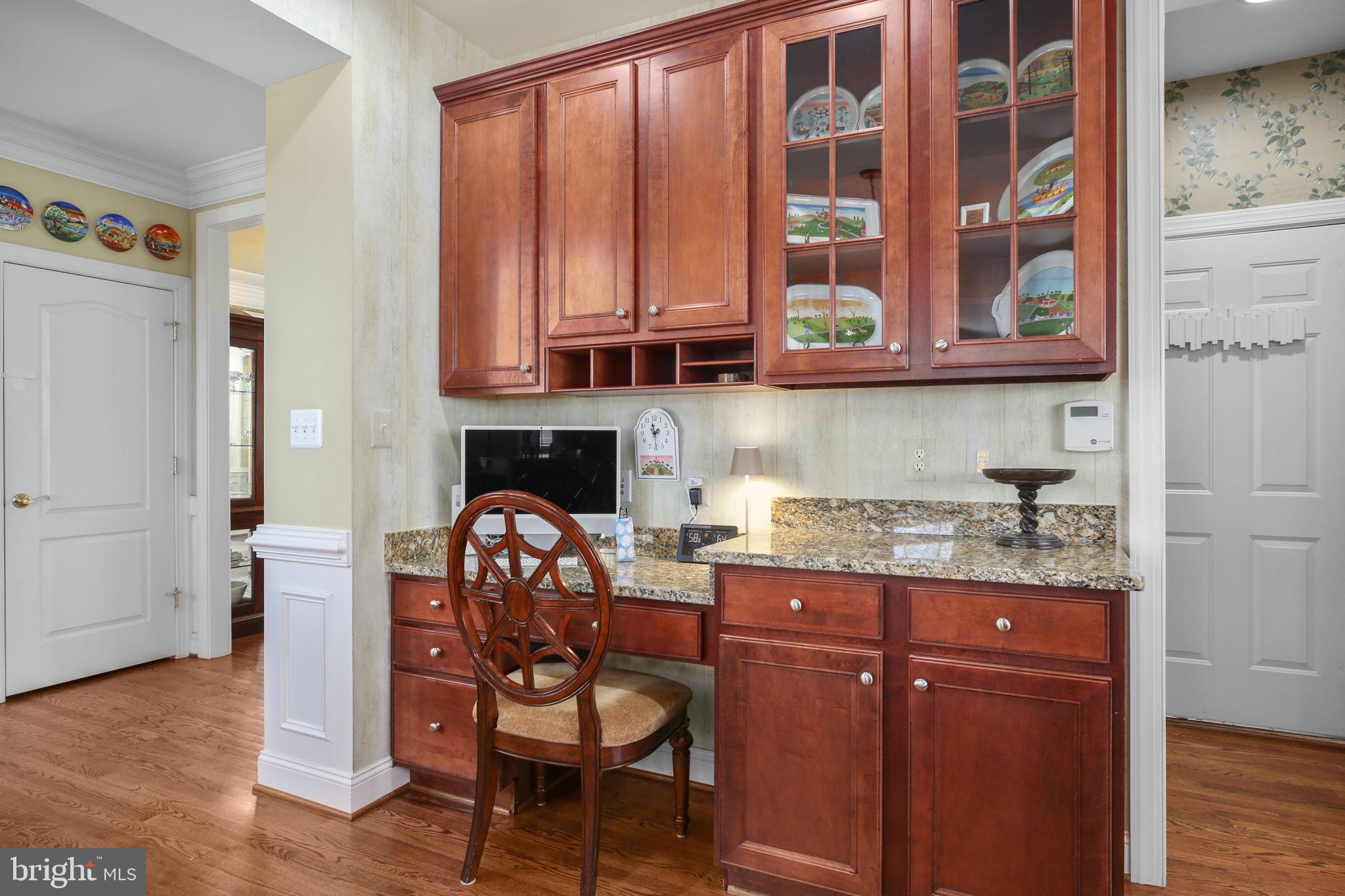 SMITH LAKE ESTATES - Residential