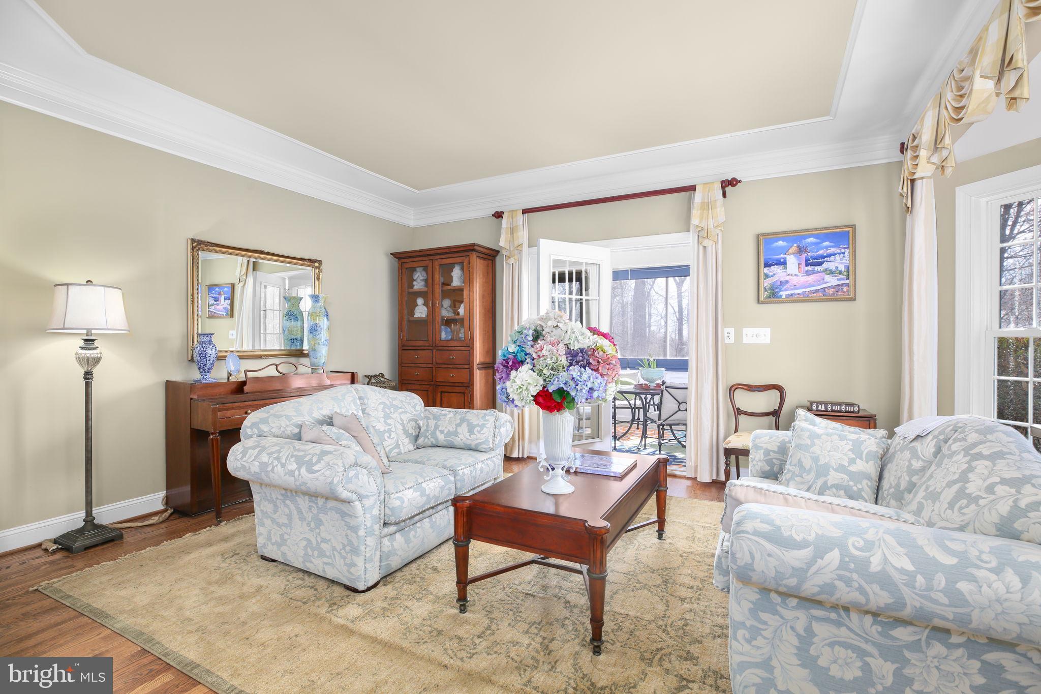 SMITH LAKE ESTATES - Residential