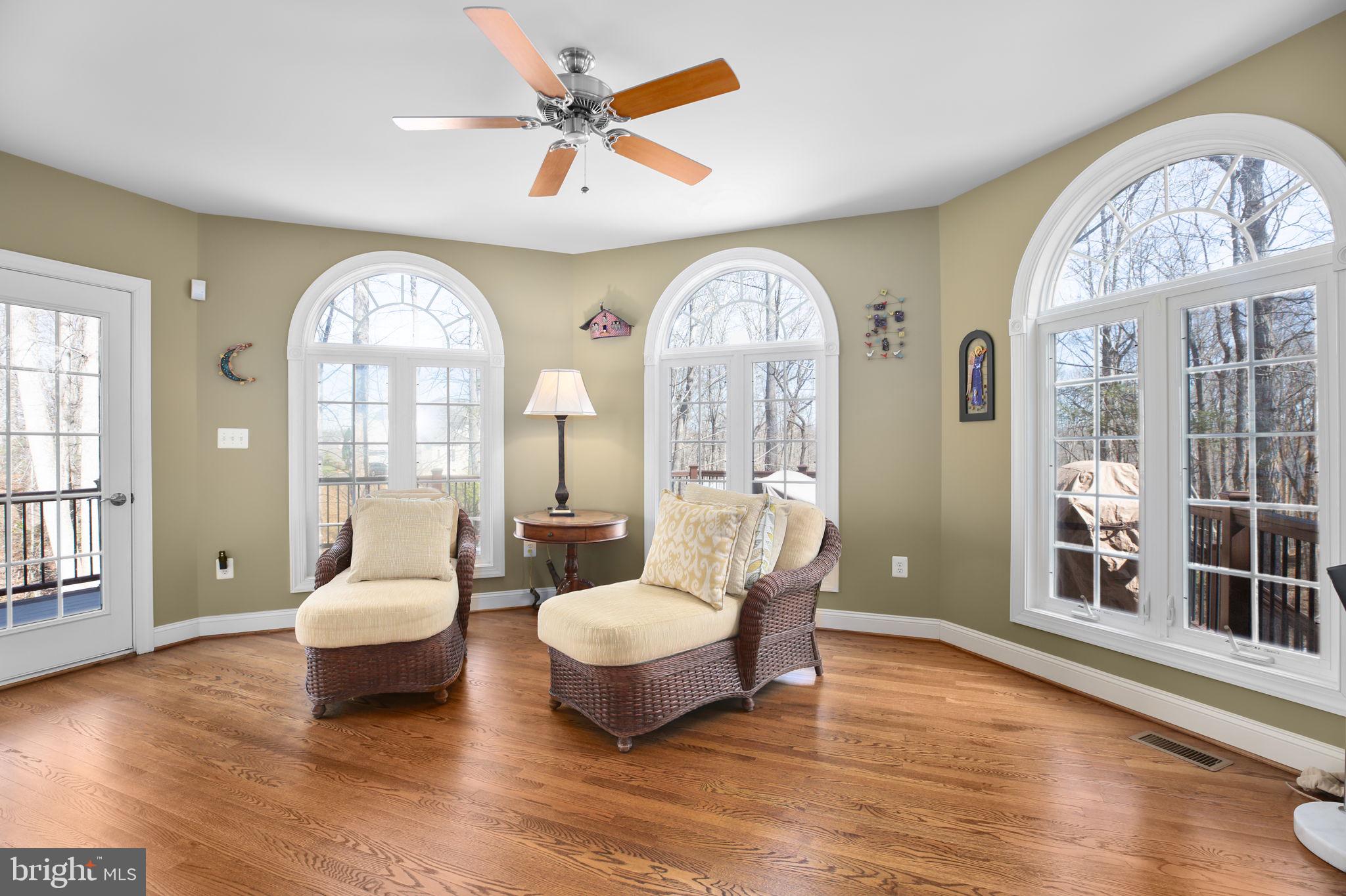 SMITH LAKE ESTATES - Residential