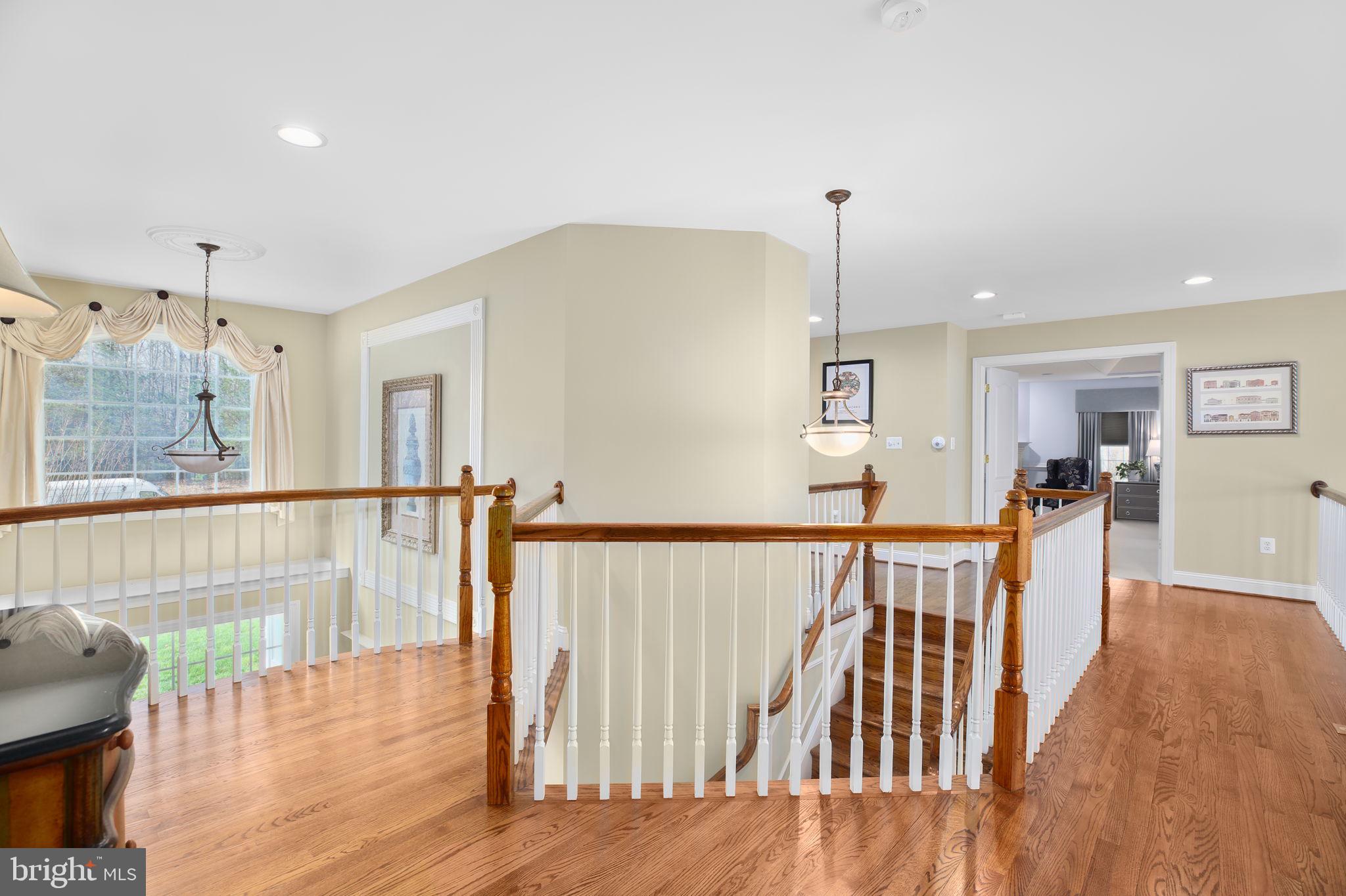 SMITH LAKE ESTATES - Residential