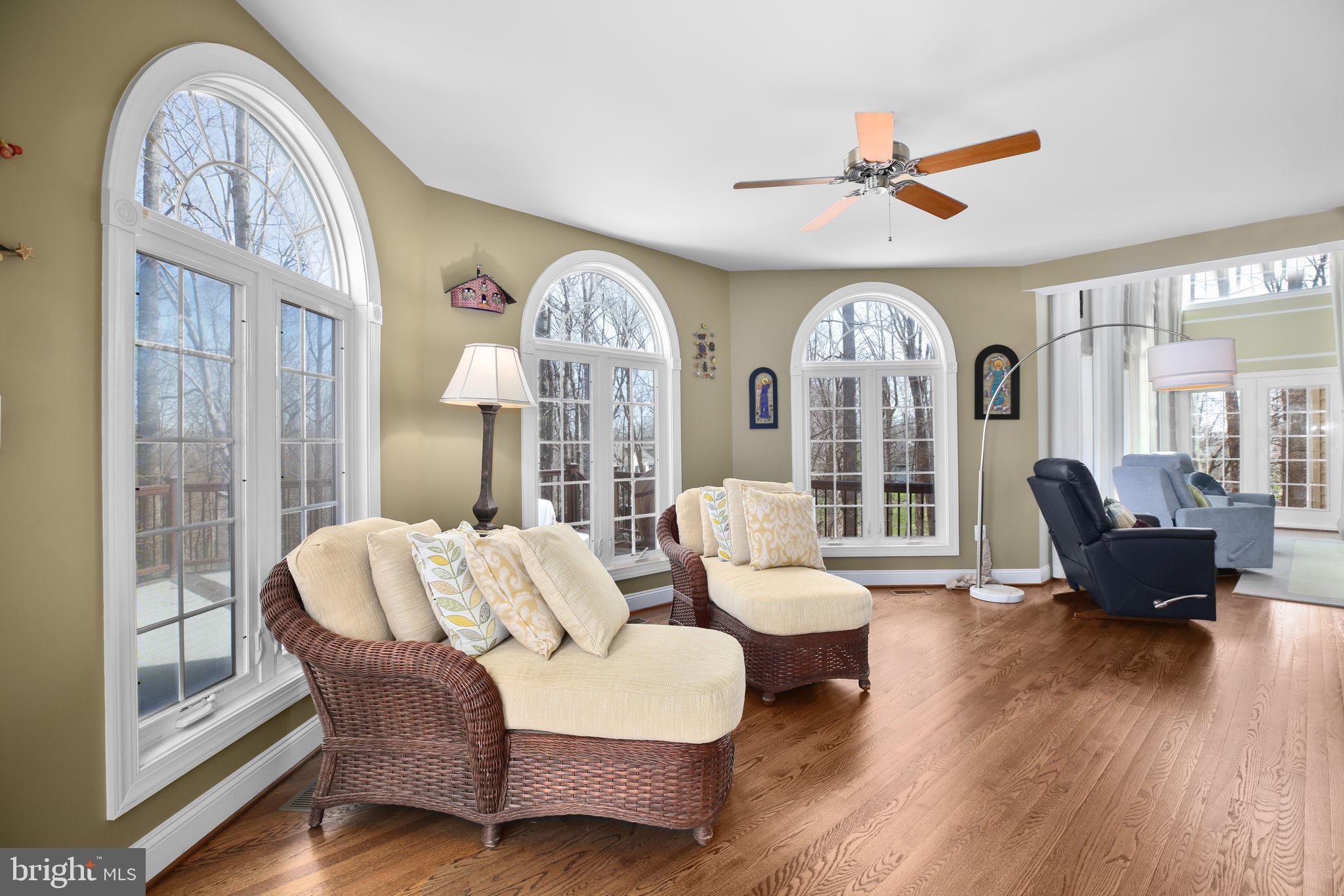 SMITH LAKE ESTATES - Residential