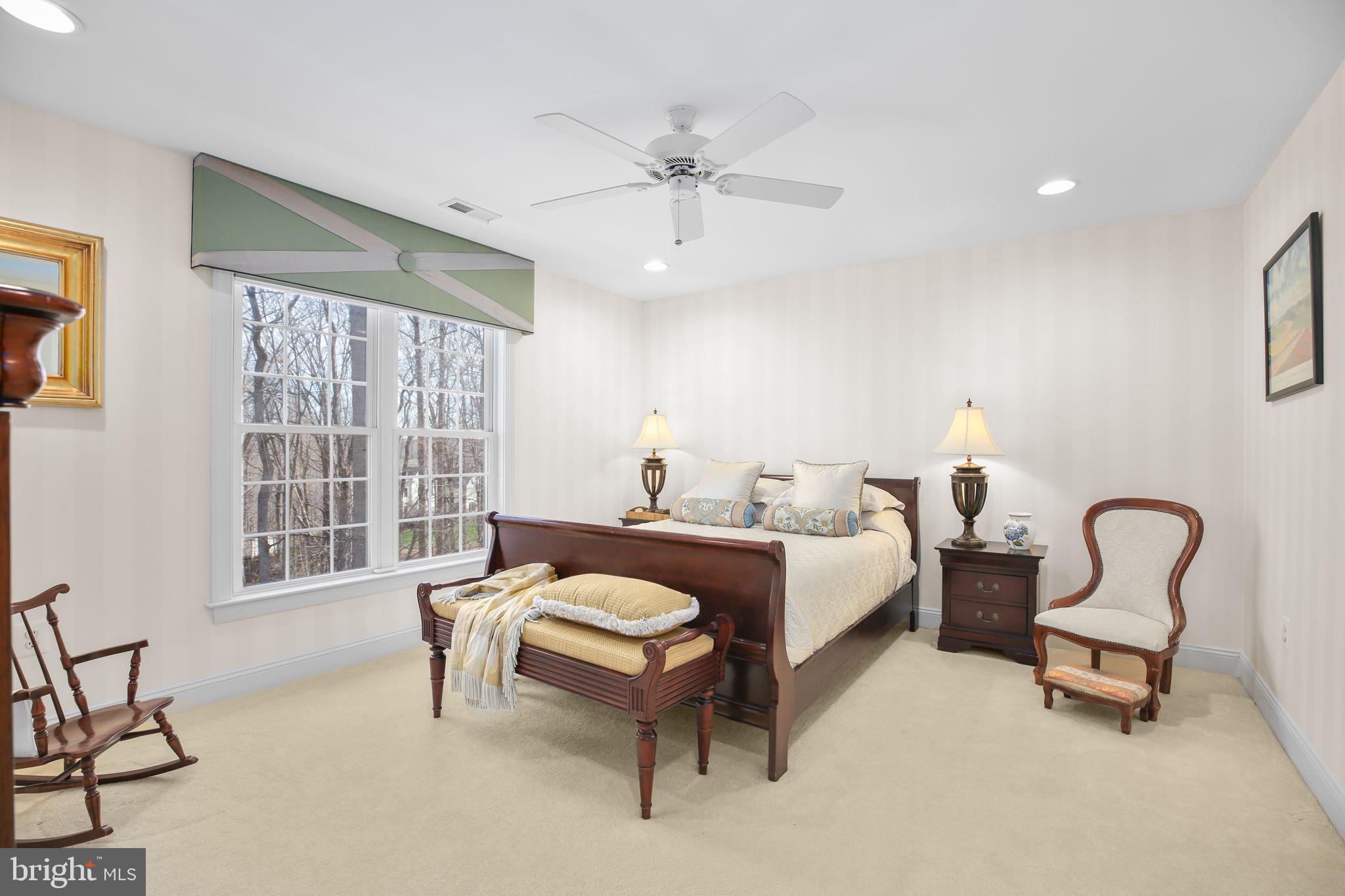 SMITH LAKE ESTATES - Residential