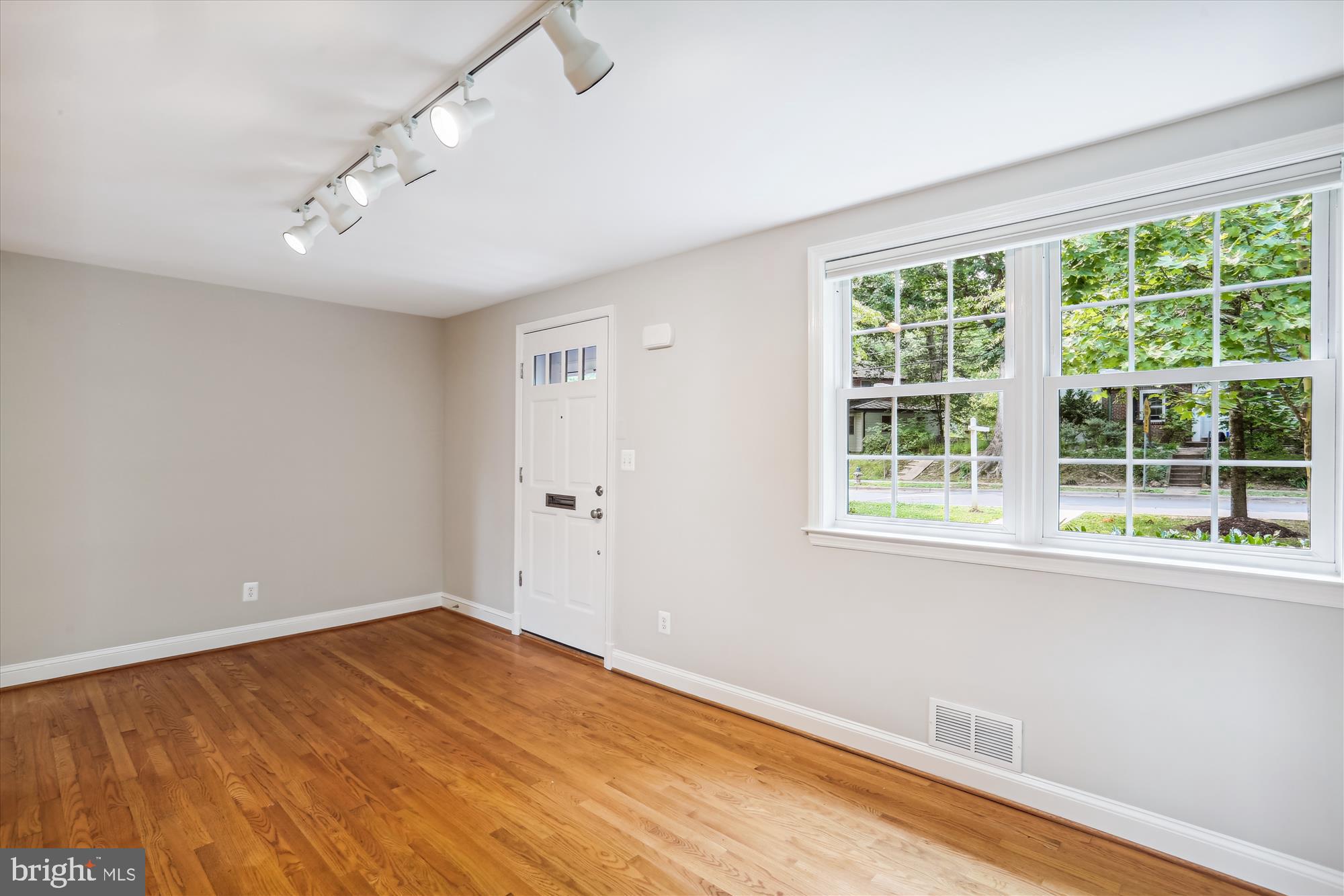 TAKOMA PARK - Residential