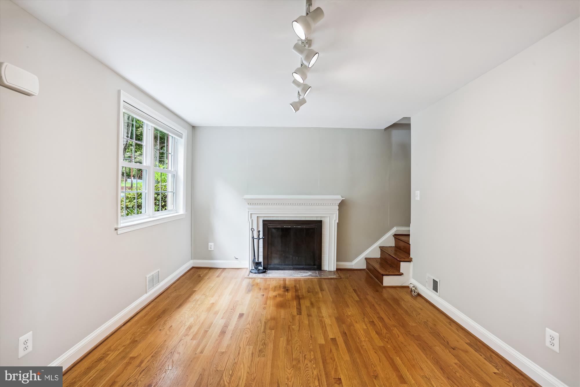 TAKOMA PARK - Residential