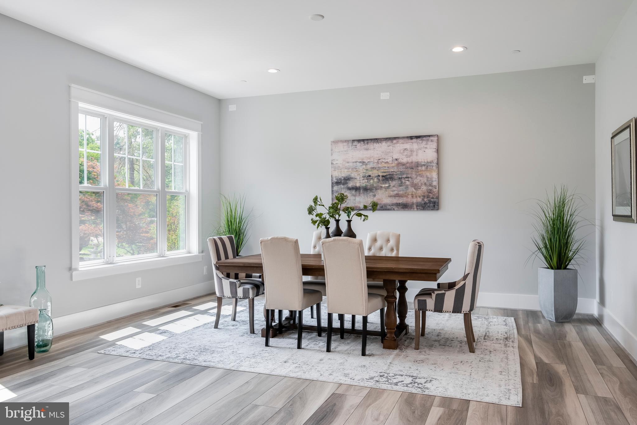 BROADWATER BEACH - Residential