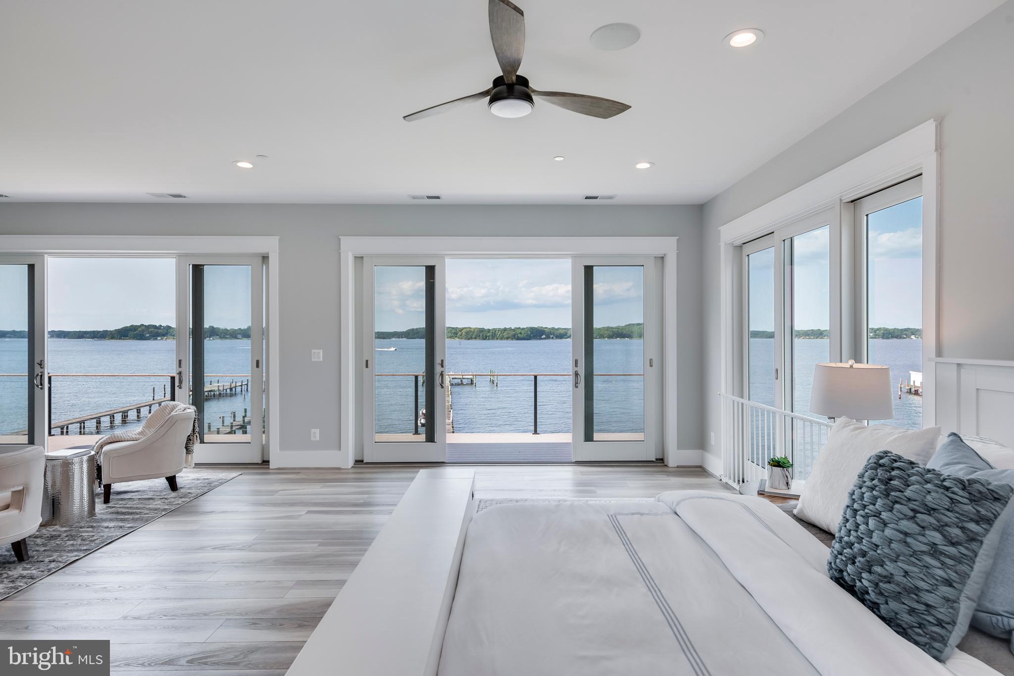 BROADWATER BEACH - Residential