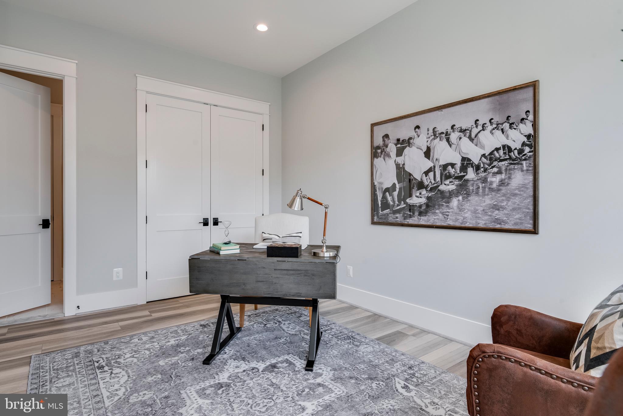 BROADWATER BEACH - Residential