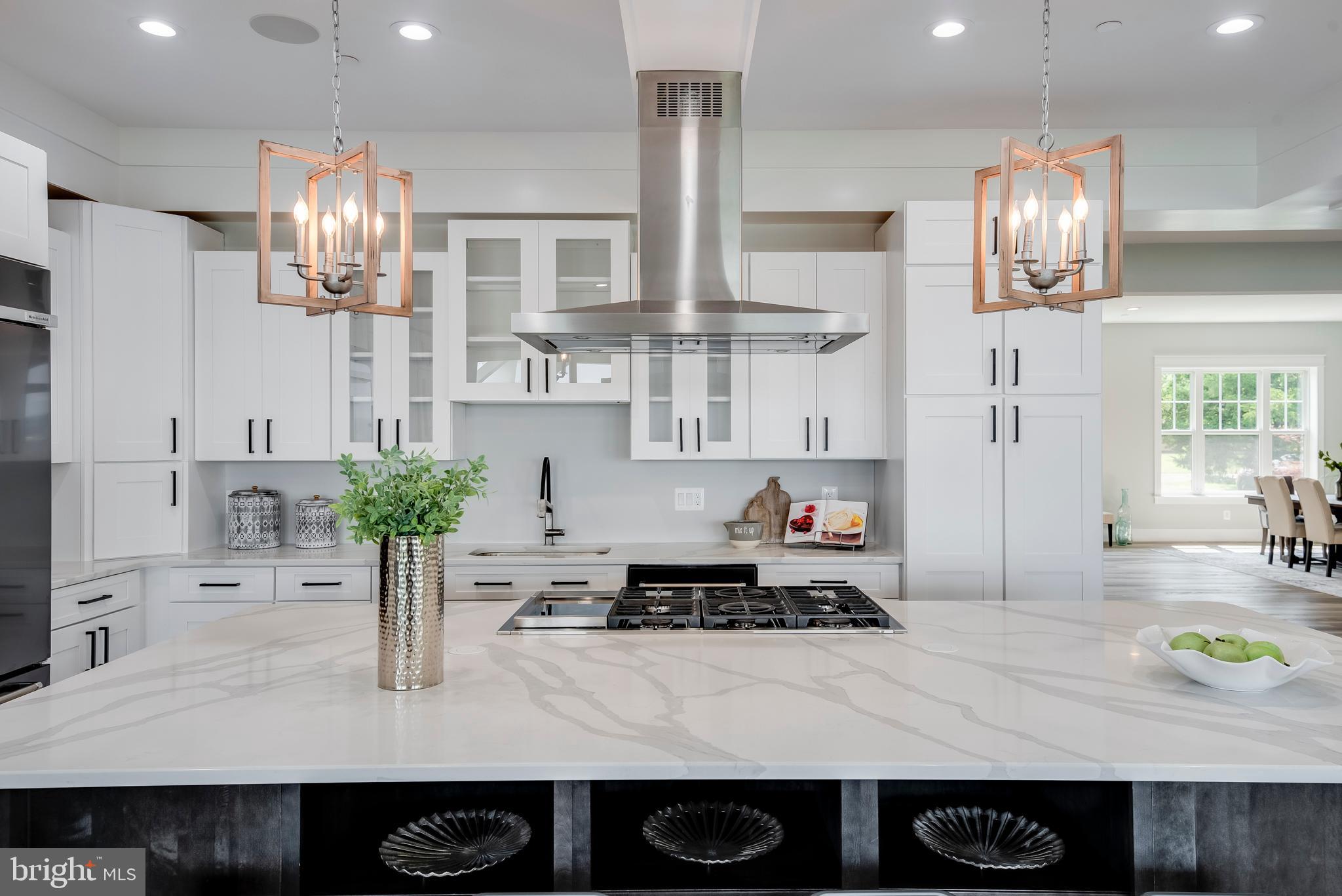 BROADWATER BEACH - Residential