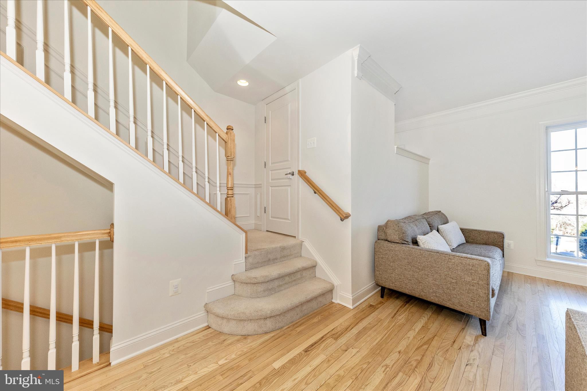 WHISPERING CREEK - Residential