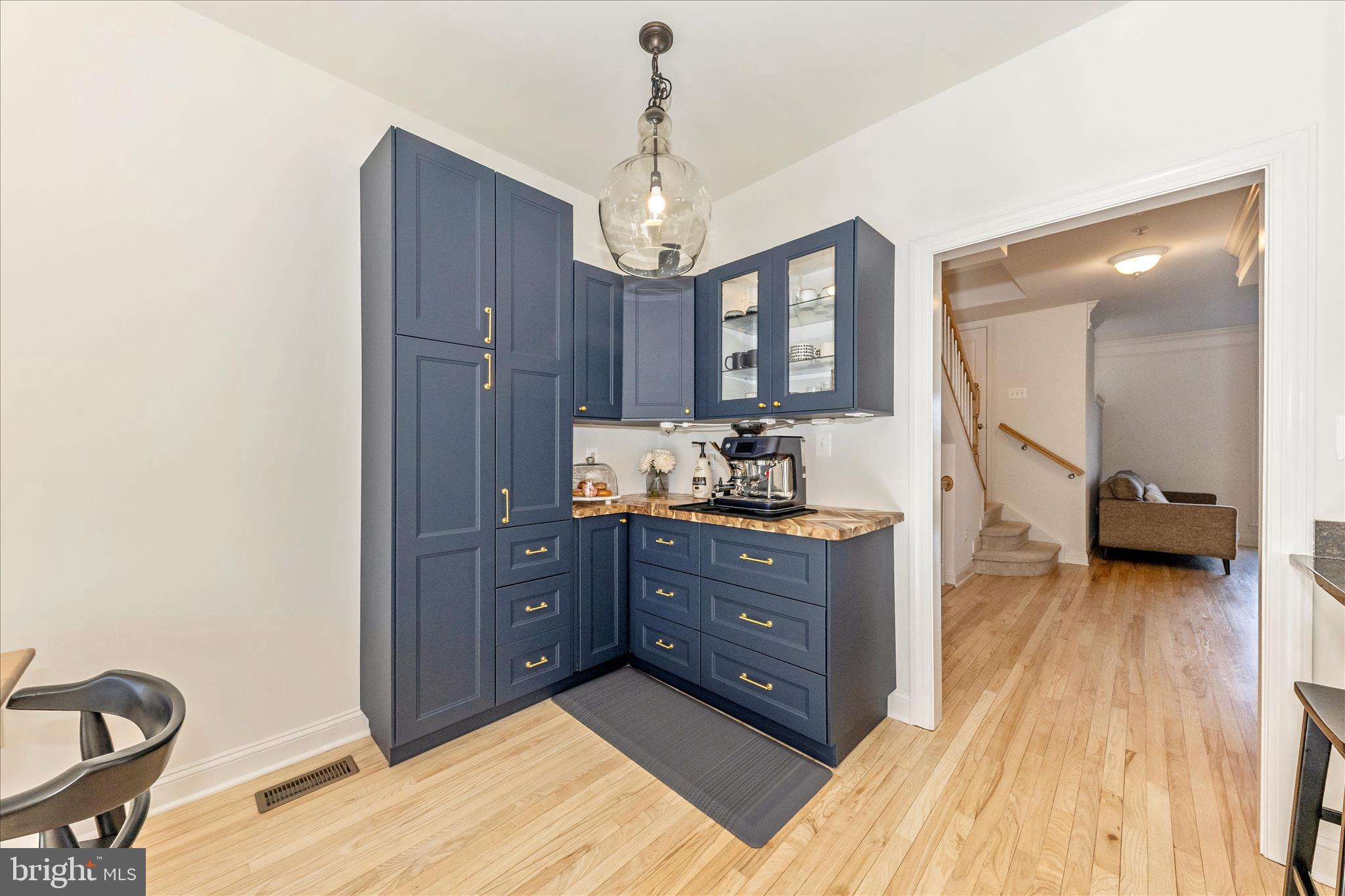 WHISPERING CREEK - Residential