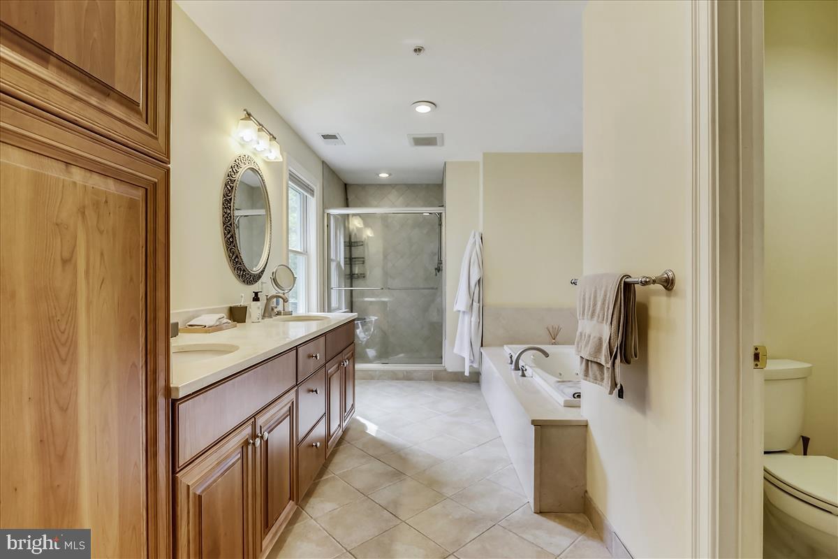 GEORGETOWN VILLAGE - Residential Lease