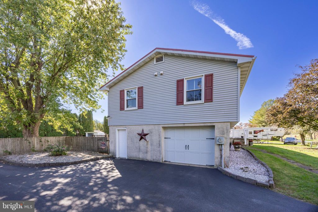 Photo of 6 Parker Drive, Christiana, PA 17509 (MLS # PALA2055416)