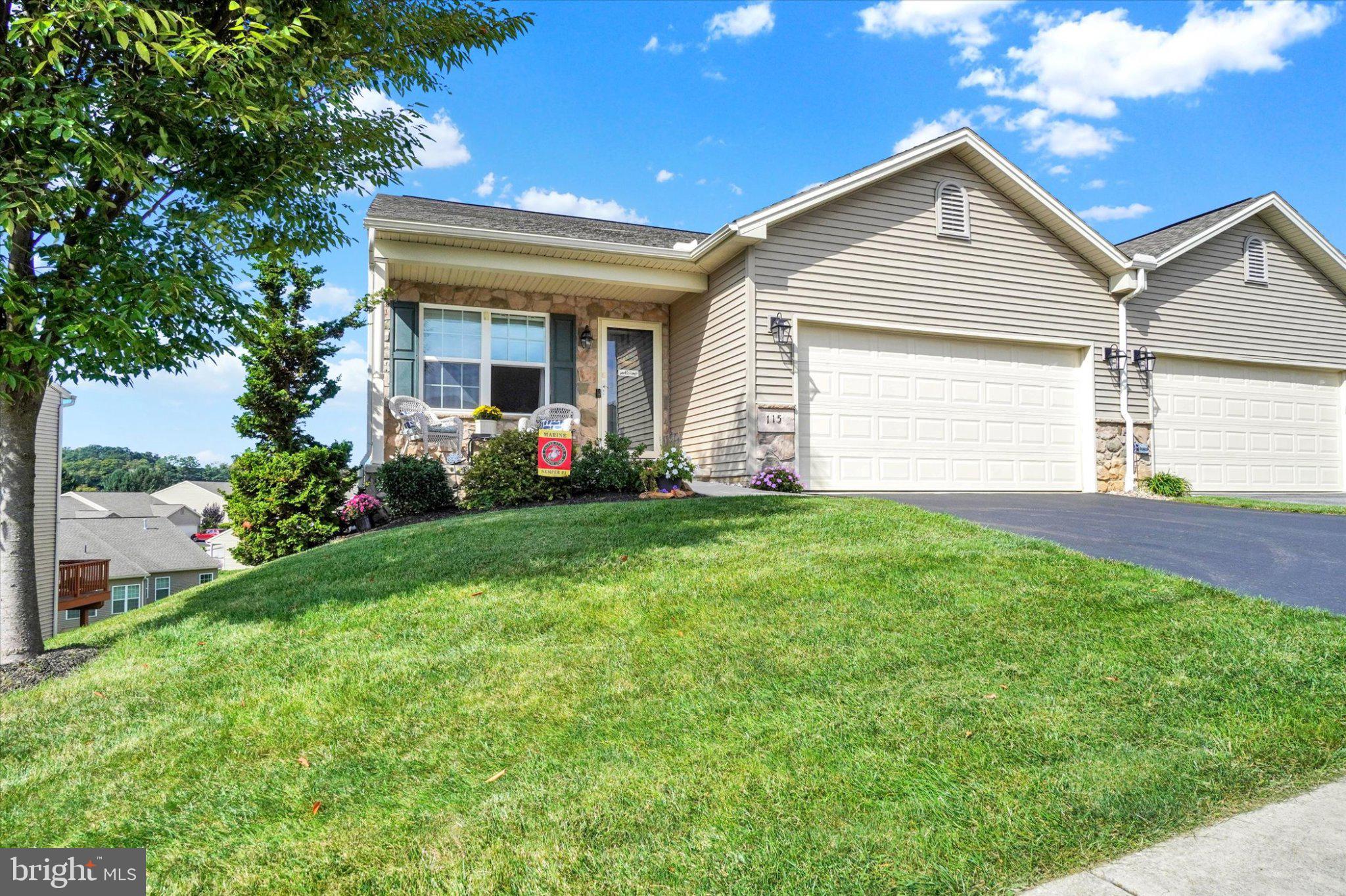 115 SHETLAND DRIVE