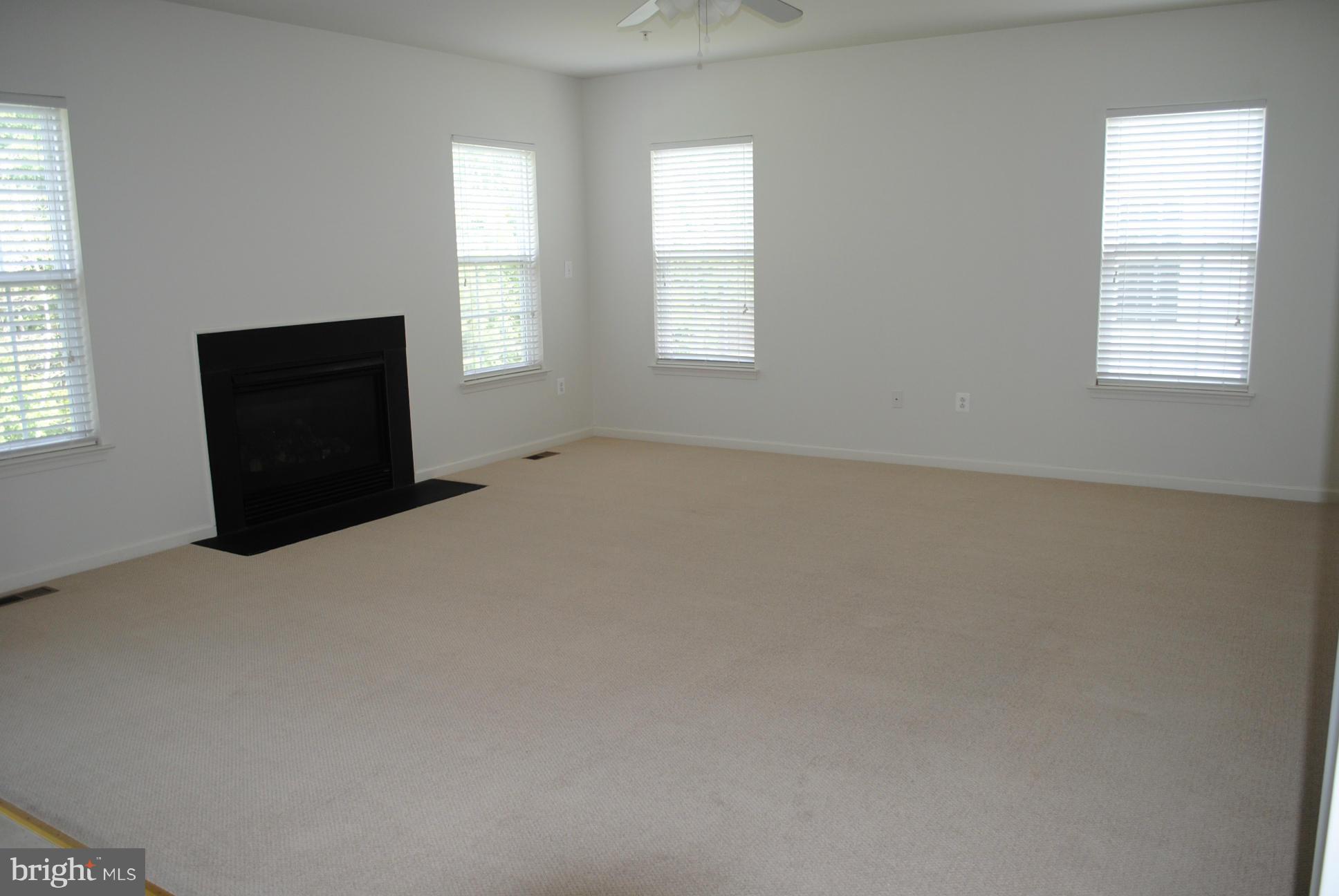 WESTBURY PUB - Residential