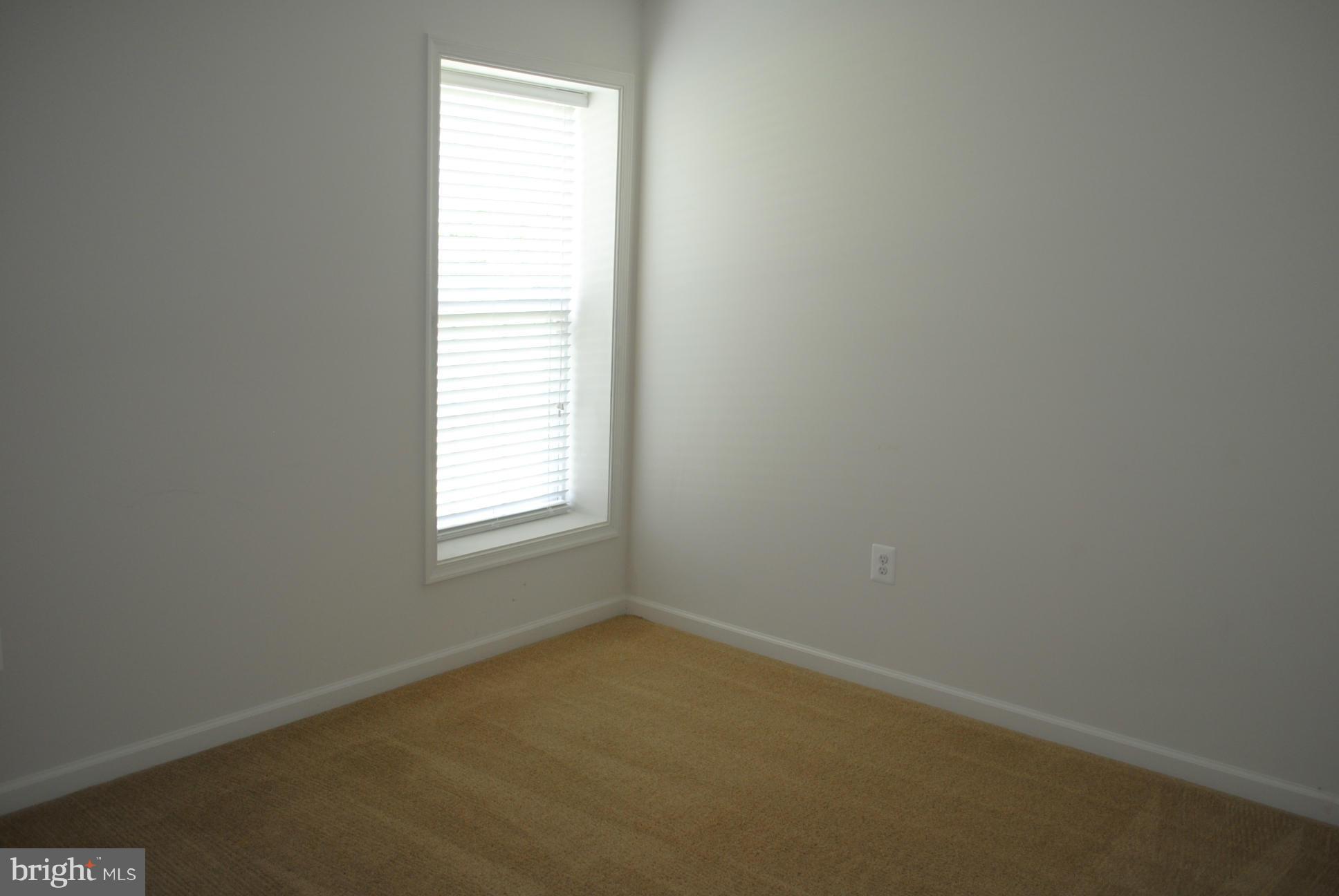 WESTBURY PUB - Residential