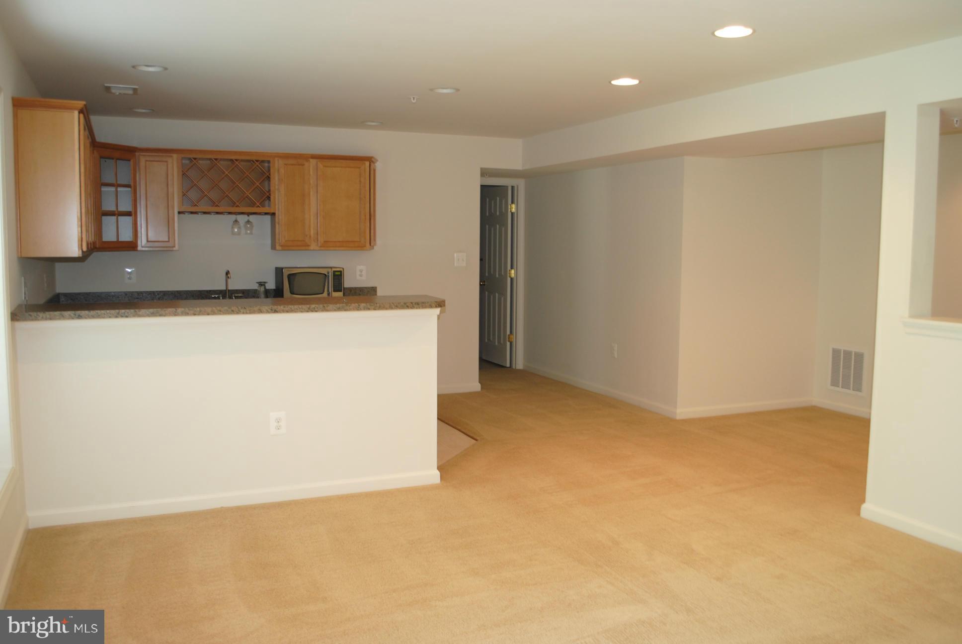 WESTBURY PUB - Residential