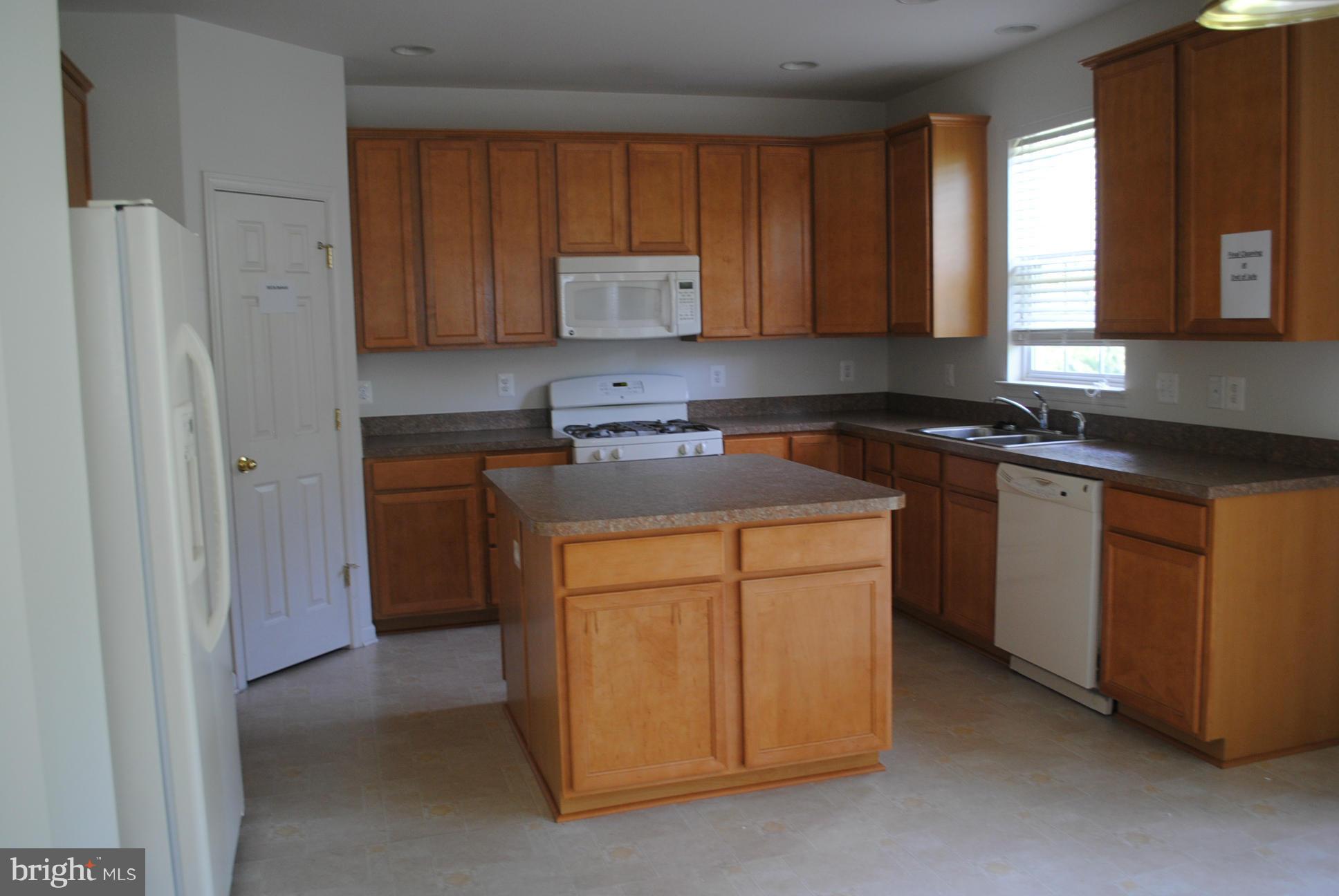 WESTBURY PUB - Residential