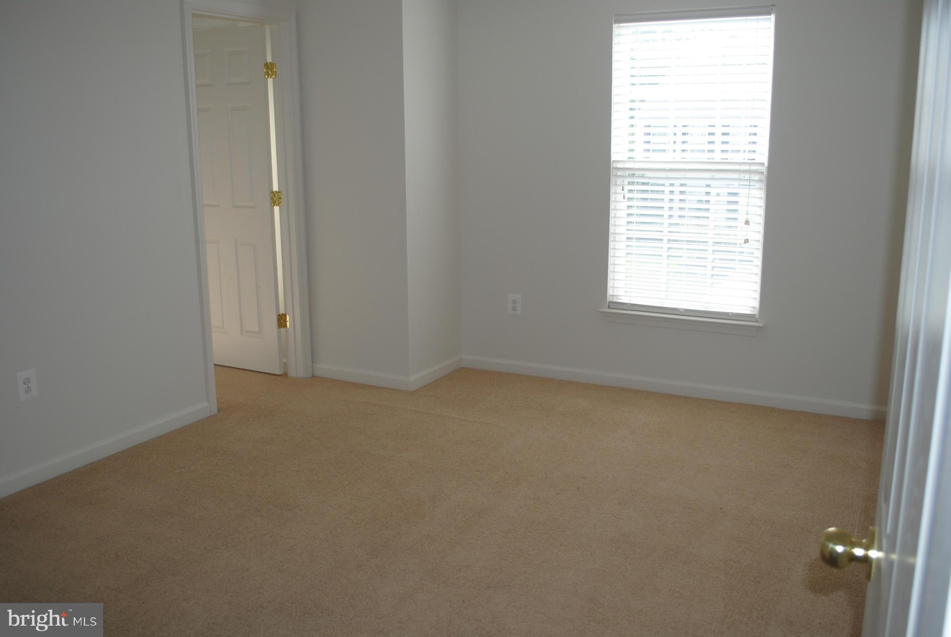 WESTBURY PUB - Residential