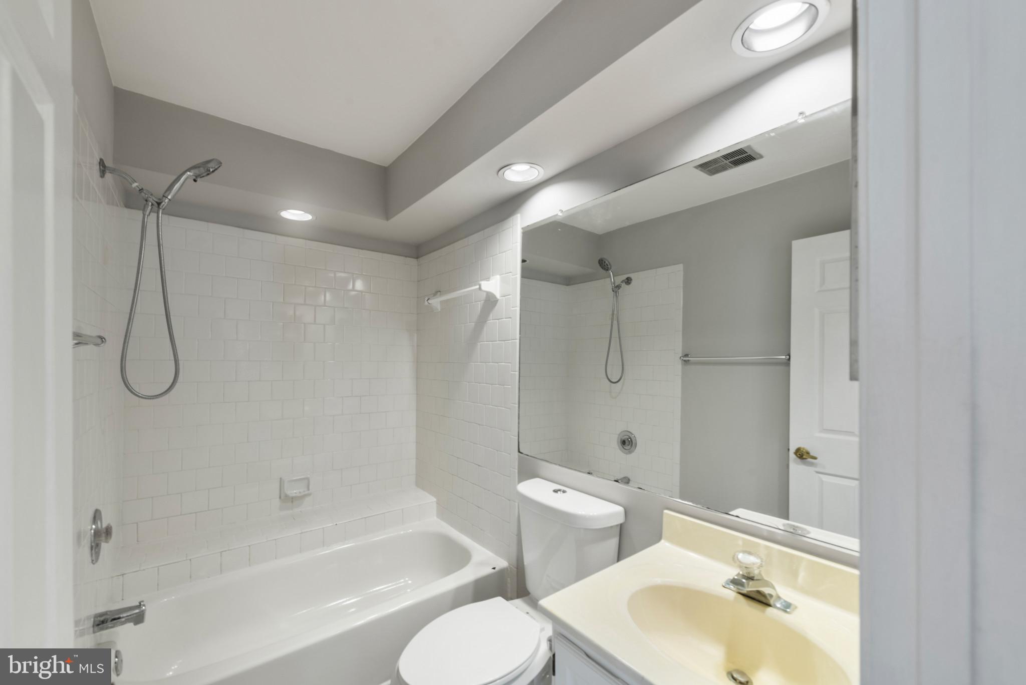 COPPERFIELD AT FIVE FRM - Residential