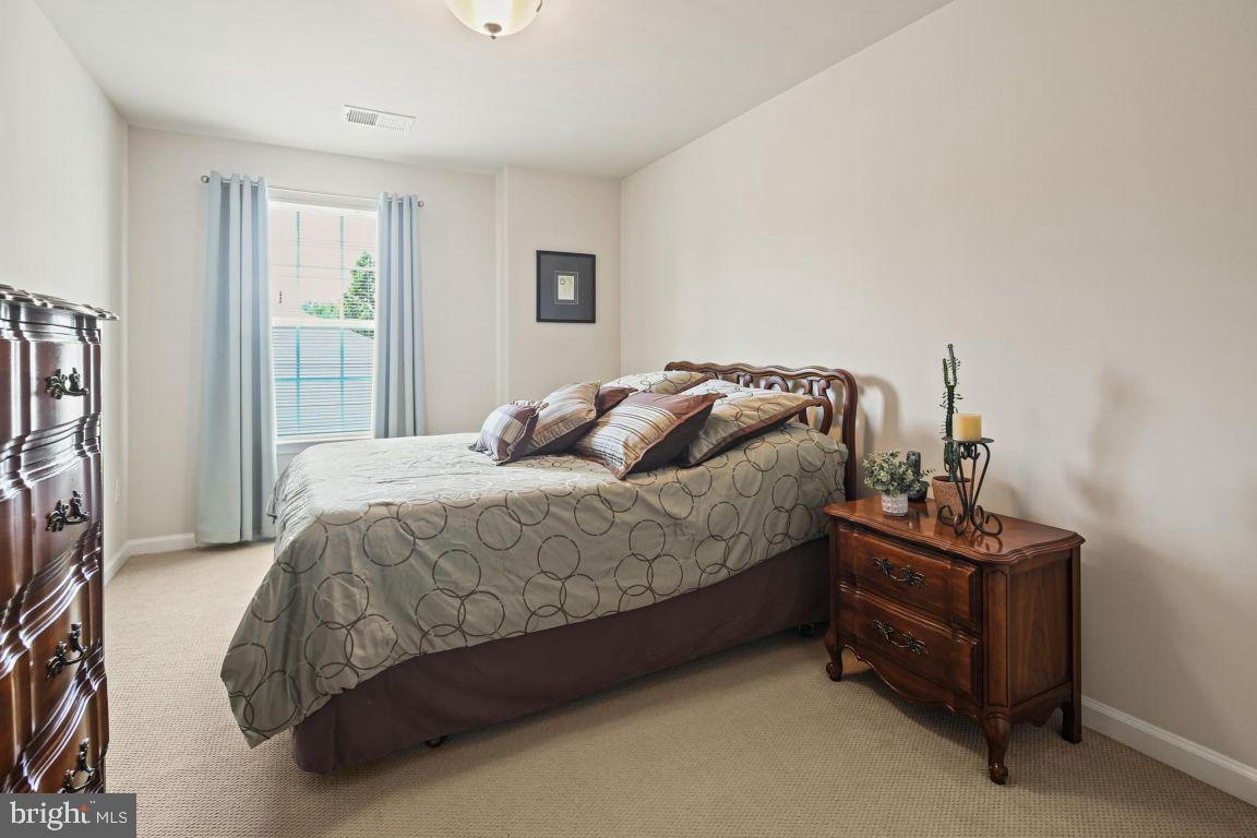 HEARTHSTONE AT ELLICOTT MILLS - Residential