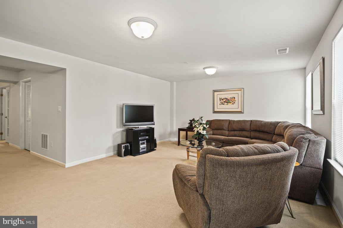 HEARTHSTONE AT ELLICOTT MILLS - Residential