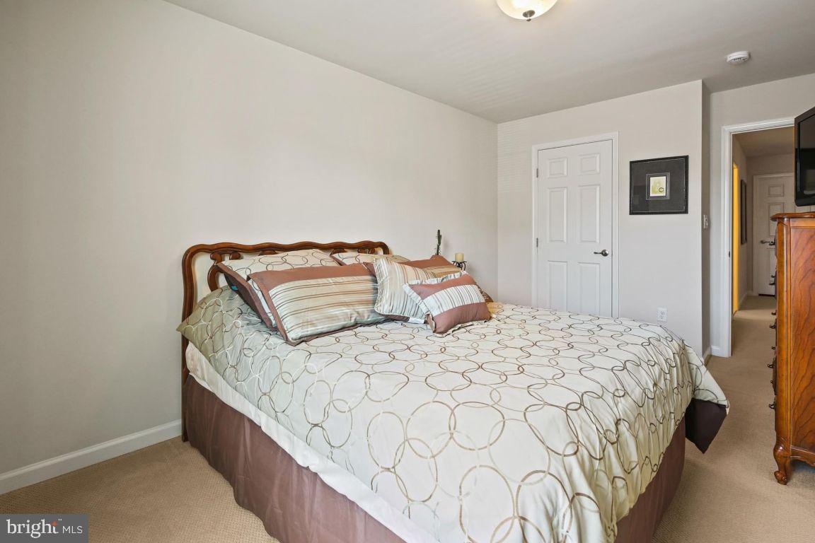 HEARTHSTONE AT ELLICOTT MILLS - Residential